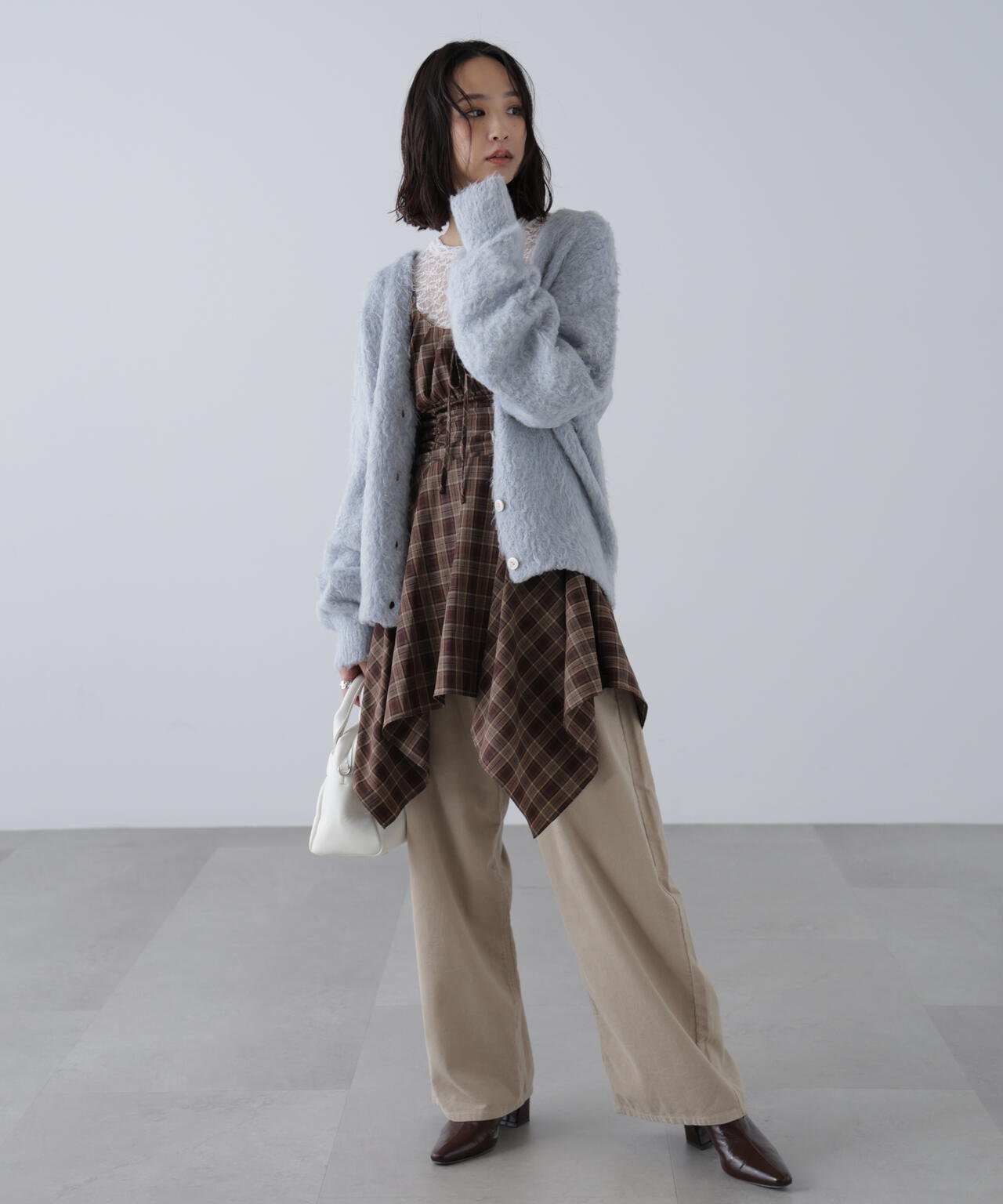 ウェーブ起毛Vネックカーディガン