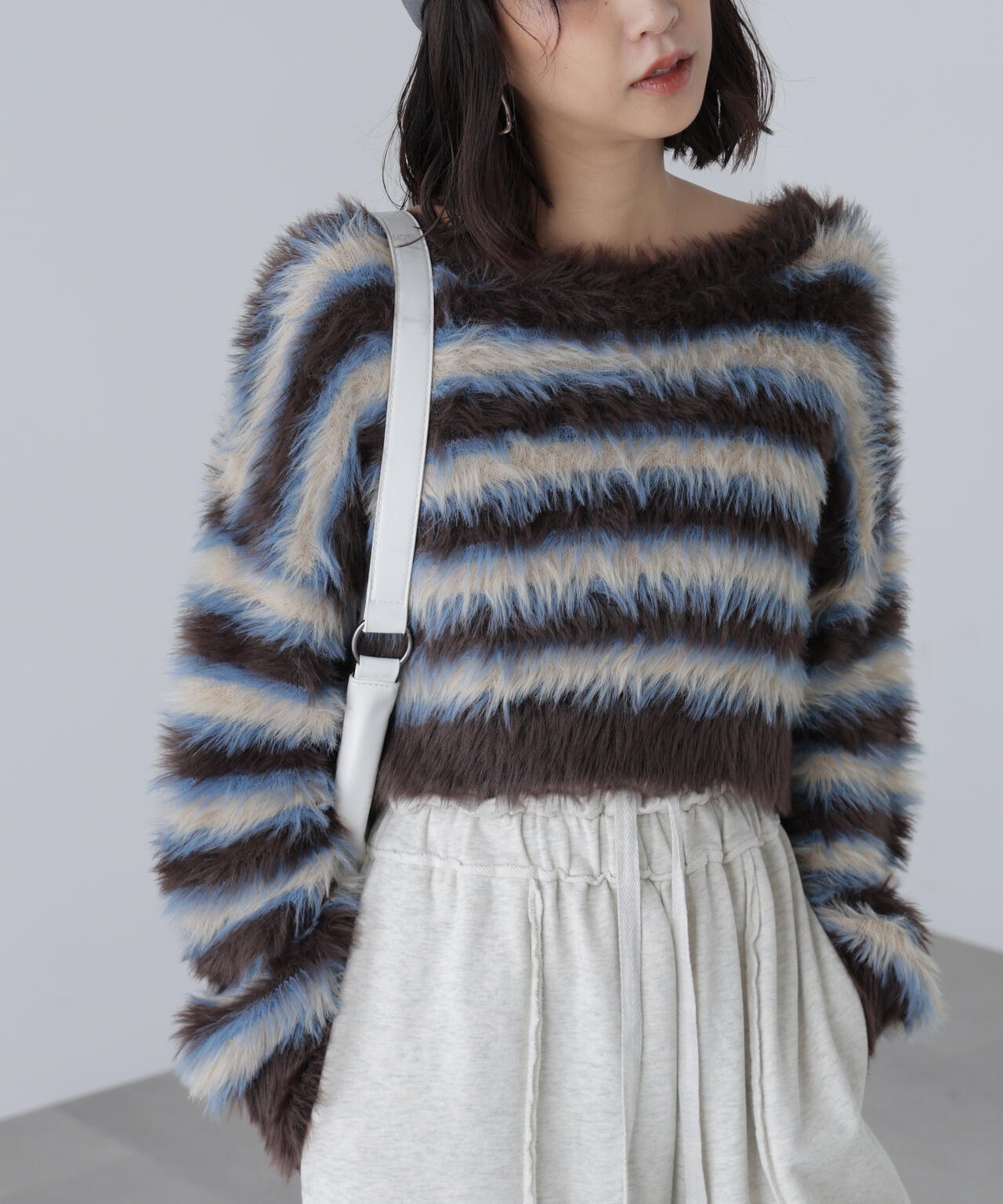 シャギーボーダークロップドニット