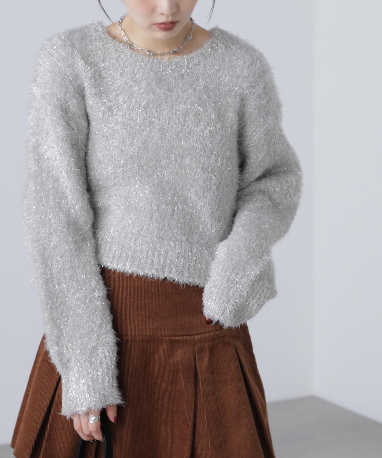 ラメフェザープルオーバーニット