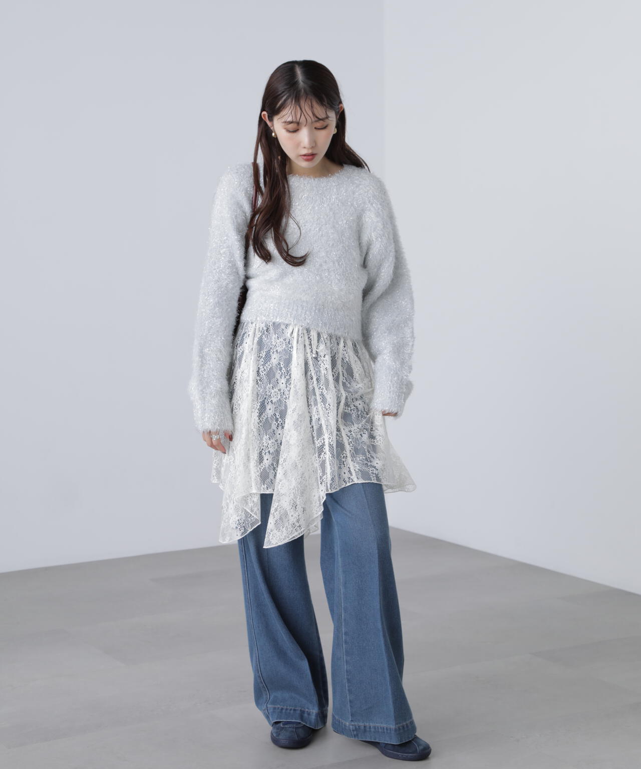 ラメフェザープルオーバーニット