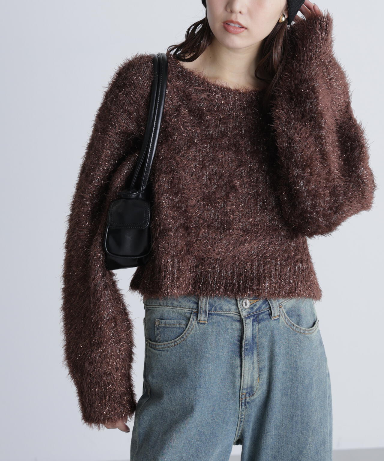 ラメフェザープルオーバーニット