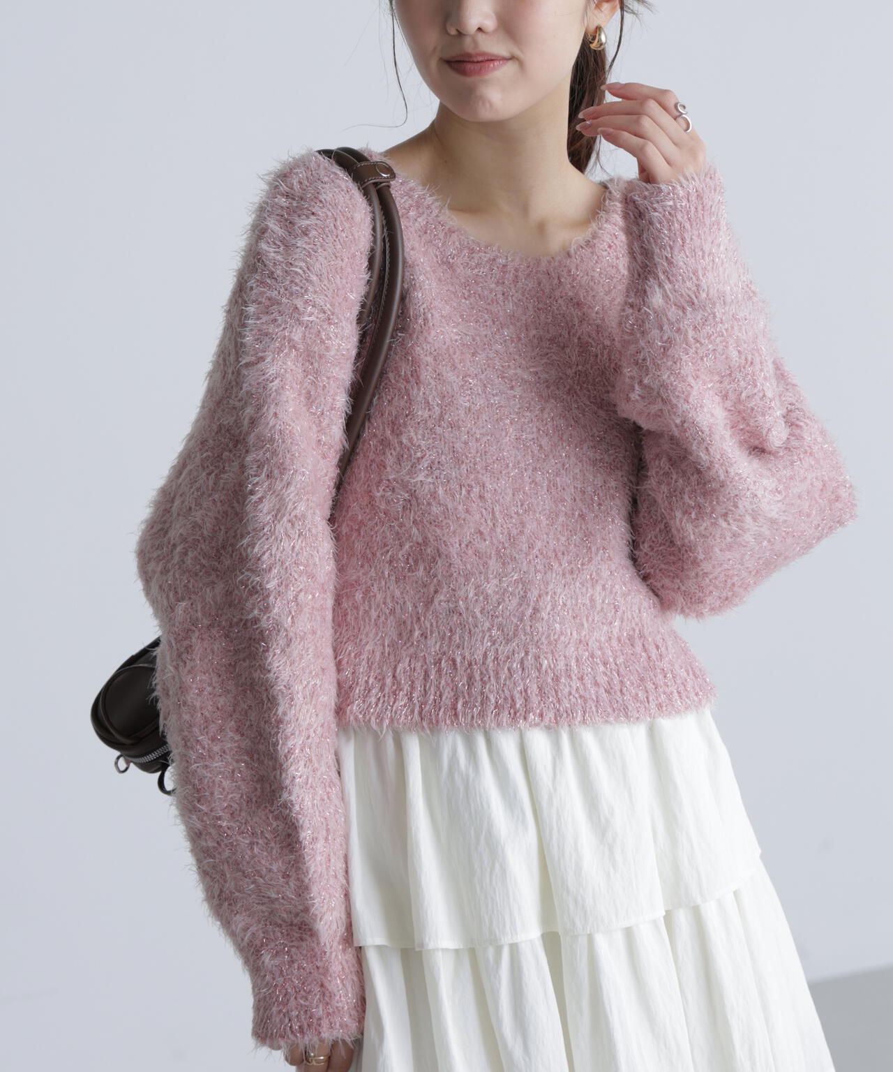 ラメフェザープルオーバーニット