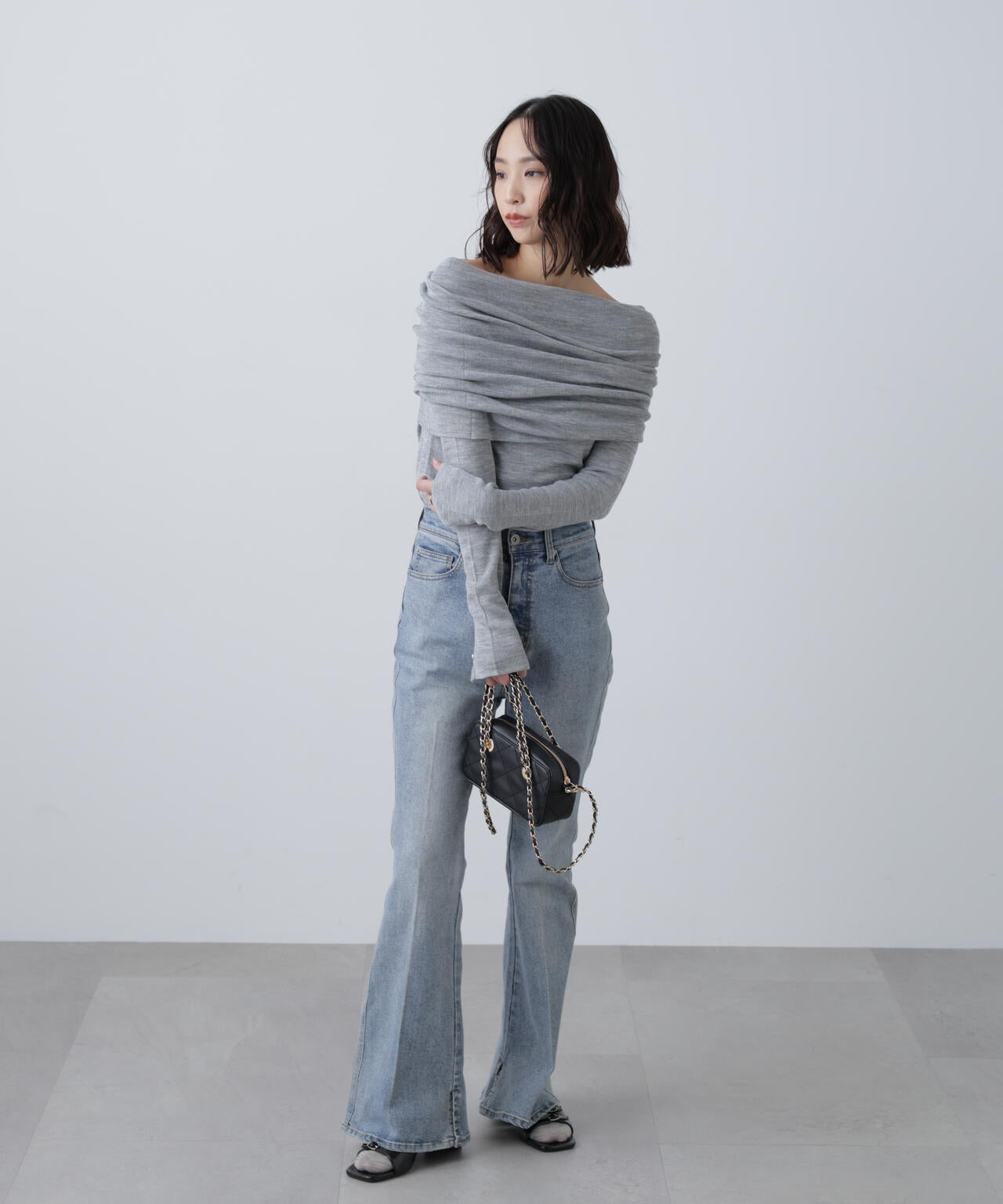 【RIO企画】袖口ボタンオフショルニット〈MFM〉