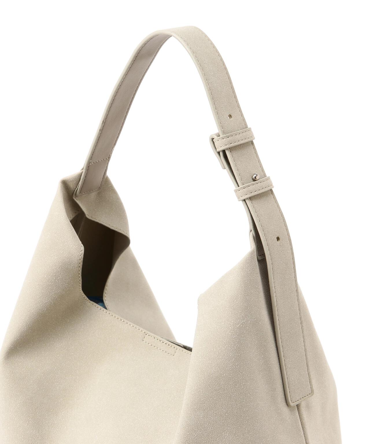 スエードライクショルダーバッグ