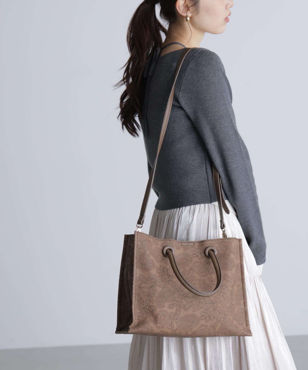 【ブラウン・カーキ 追加生産予約】エンボスペイズリーバッグ