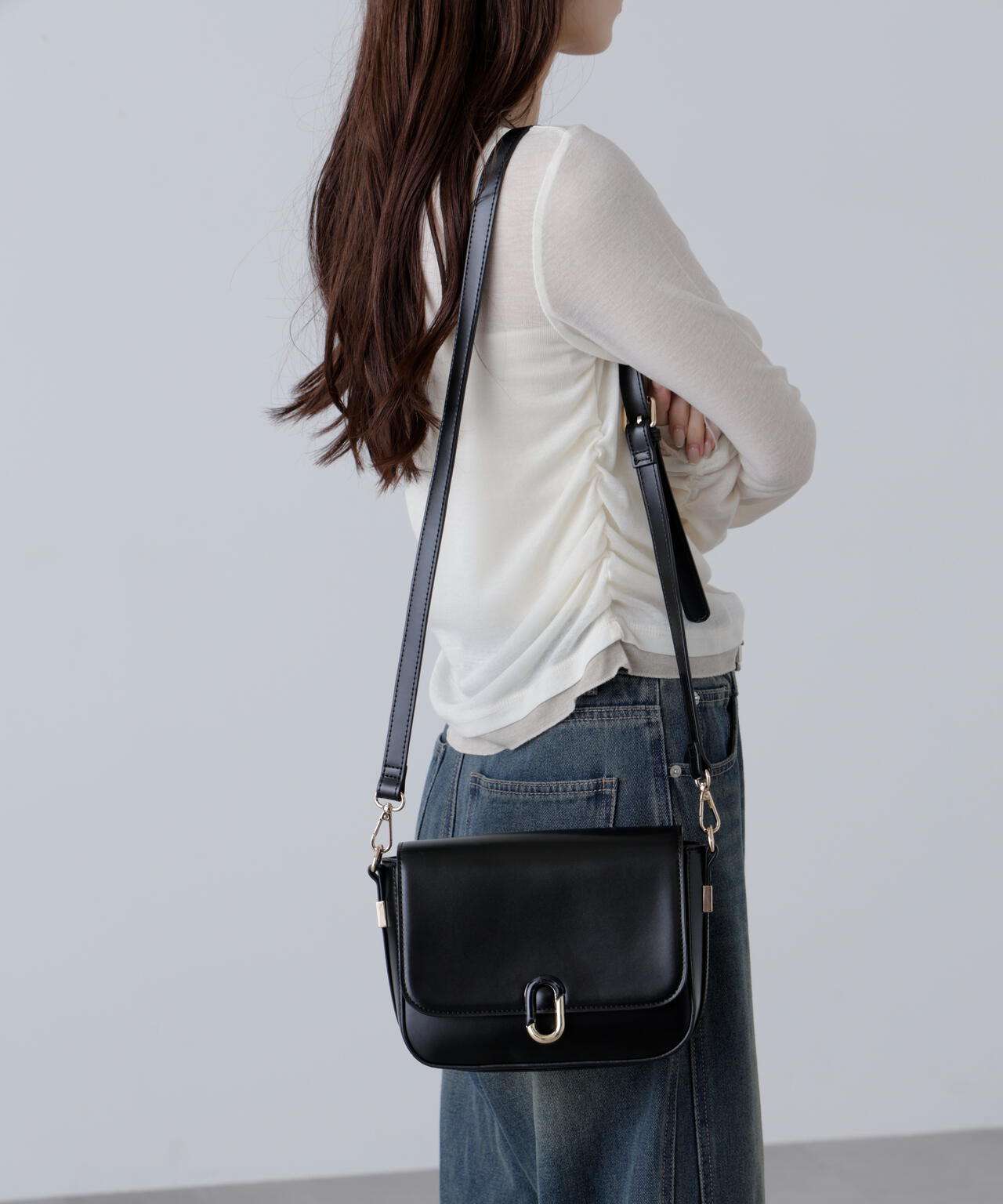 レトロフラップショルダーバッグ