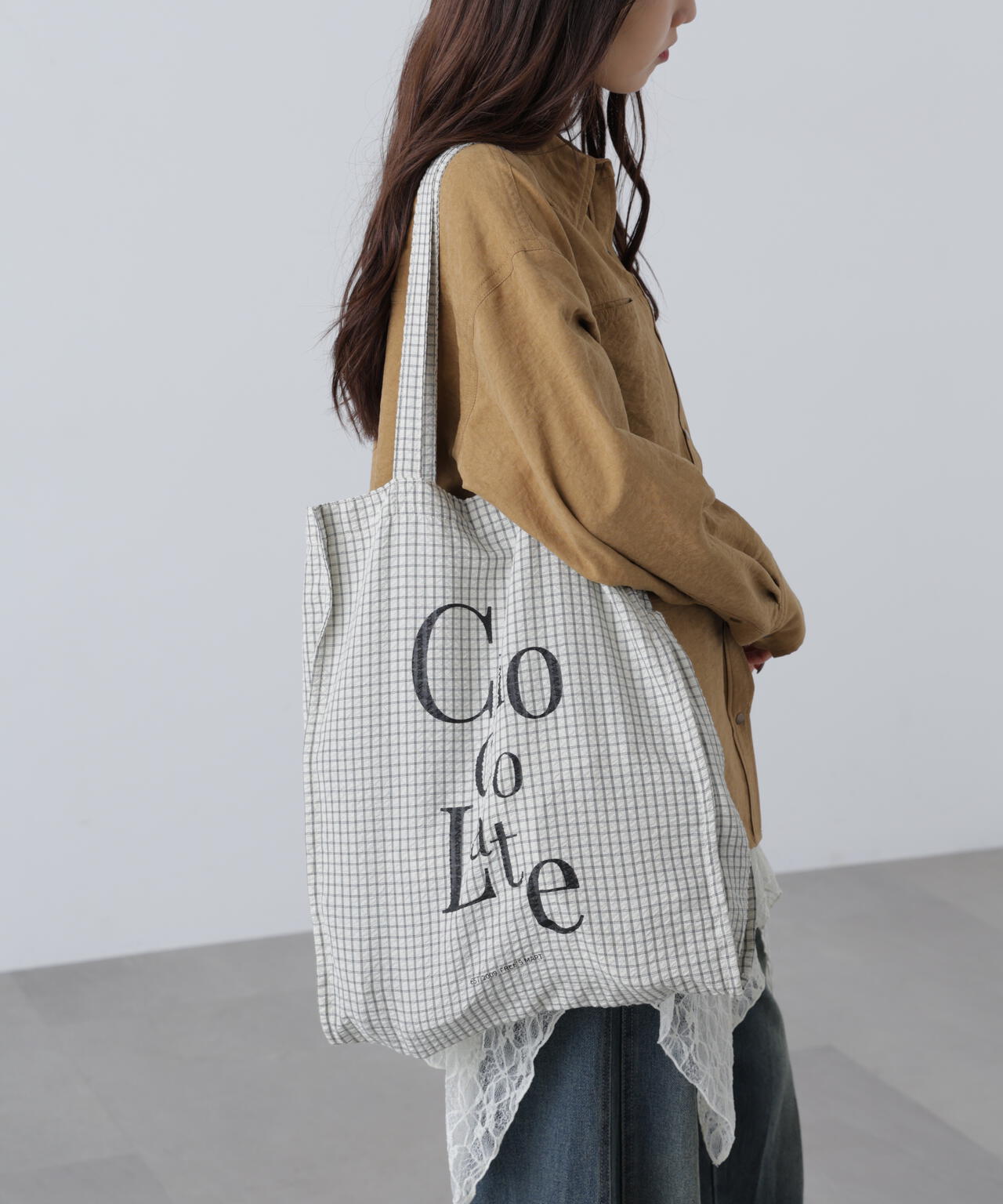 ロゴトートバッグ