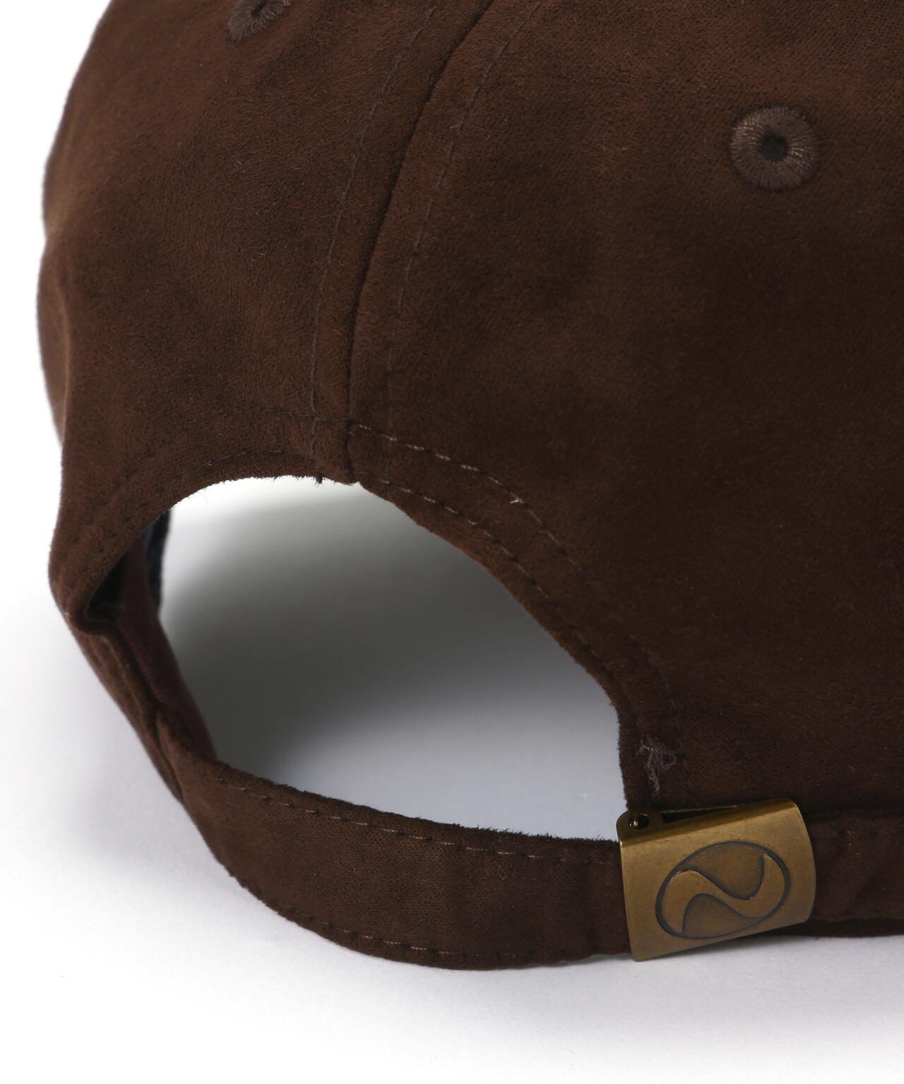 【newhattann】スウェードライクキャップ