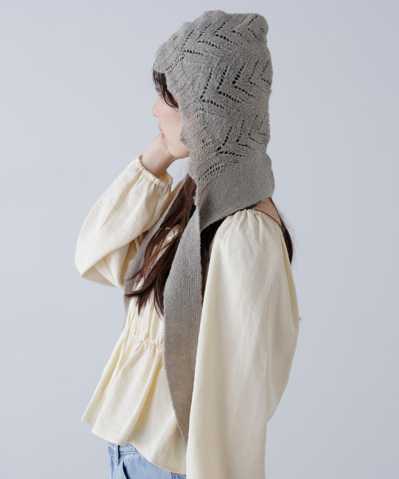透かし編みフードマフラー