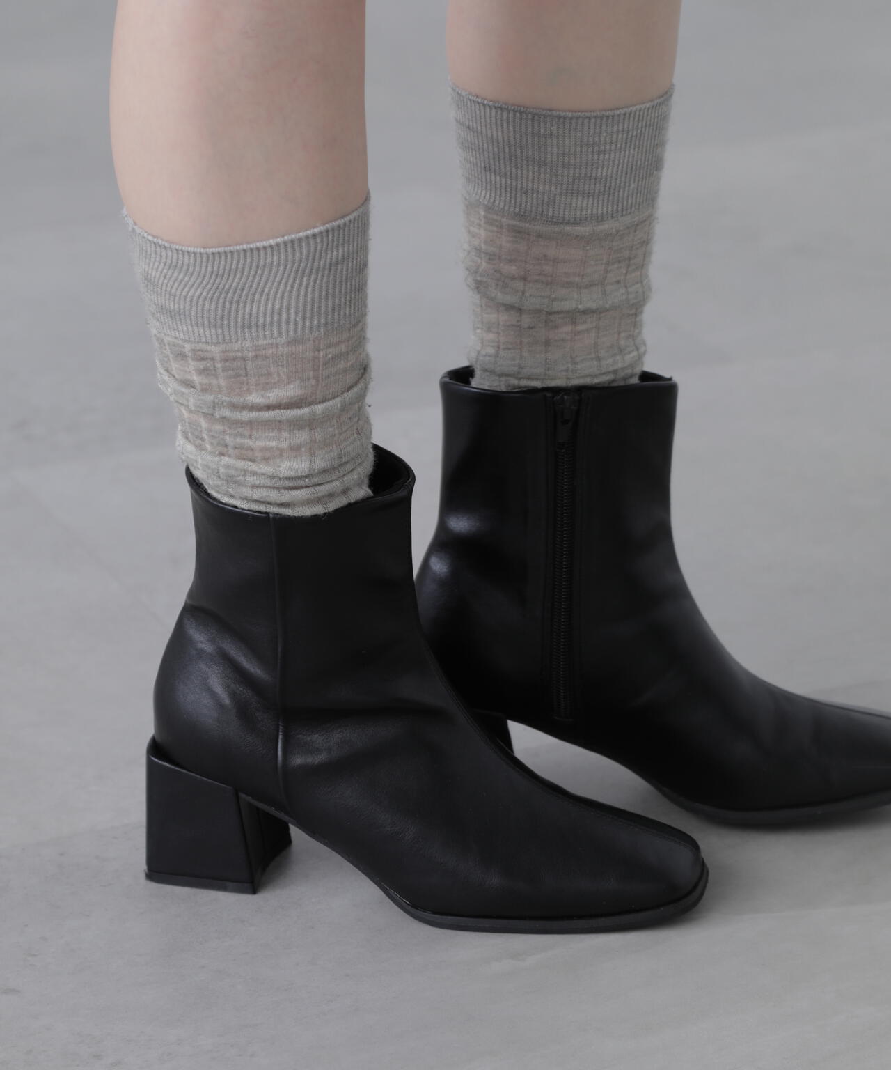 オーバーヒールブーツ