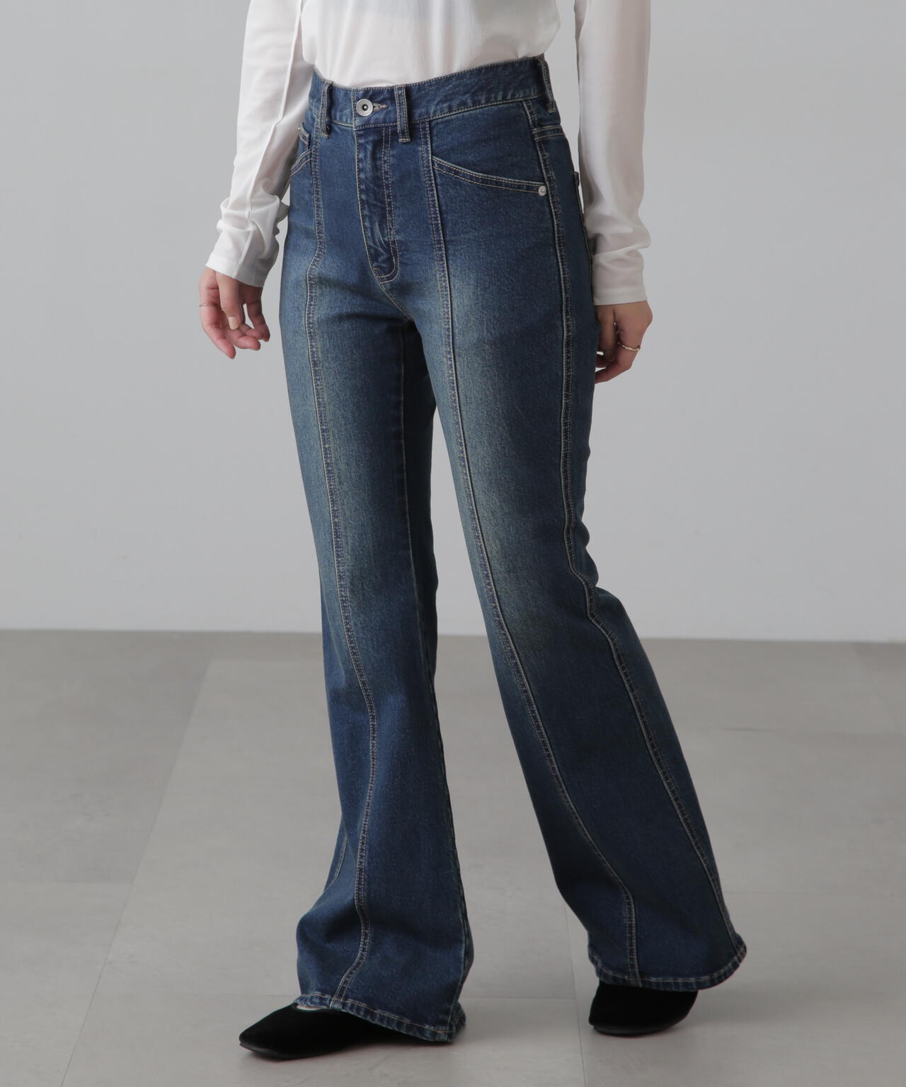 ceecc231-c9a9-568b-906c-0a8c69779fb9_Image