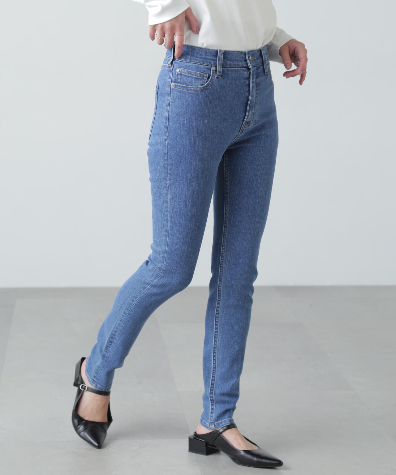 b22d9bca-9dcd-5d33-a773-938b7883b1d1_Image