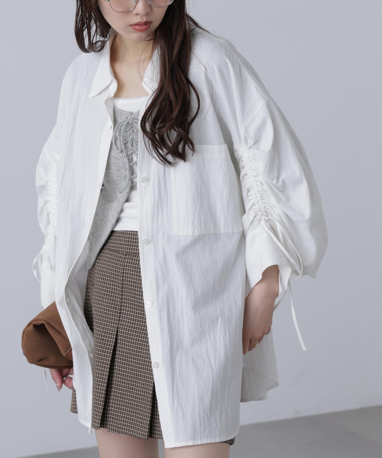 袖シャーリングオーバーシャツ