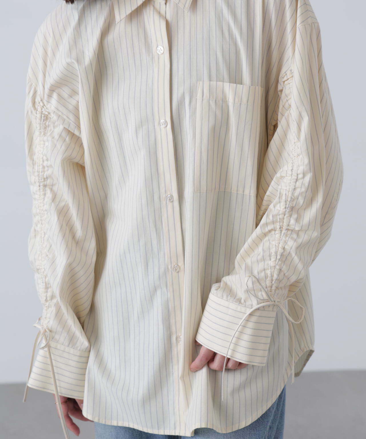 袖シャーリングオーバーシャツ