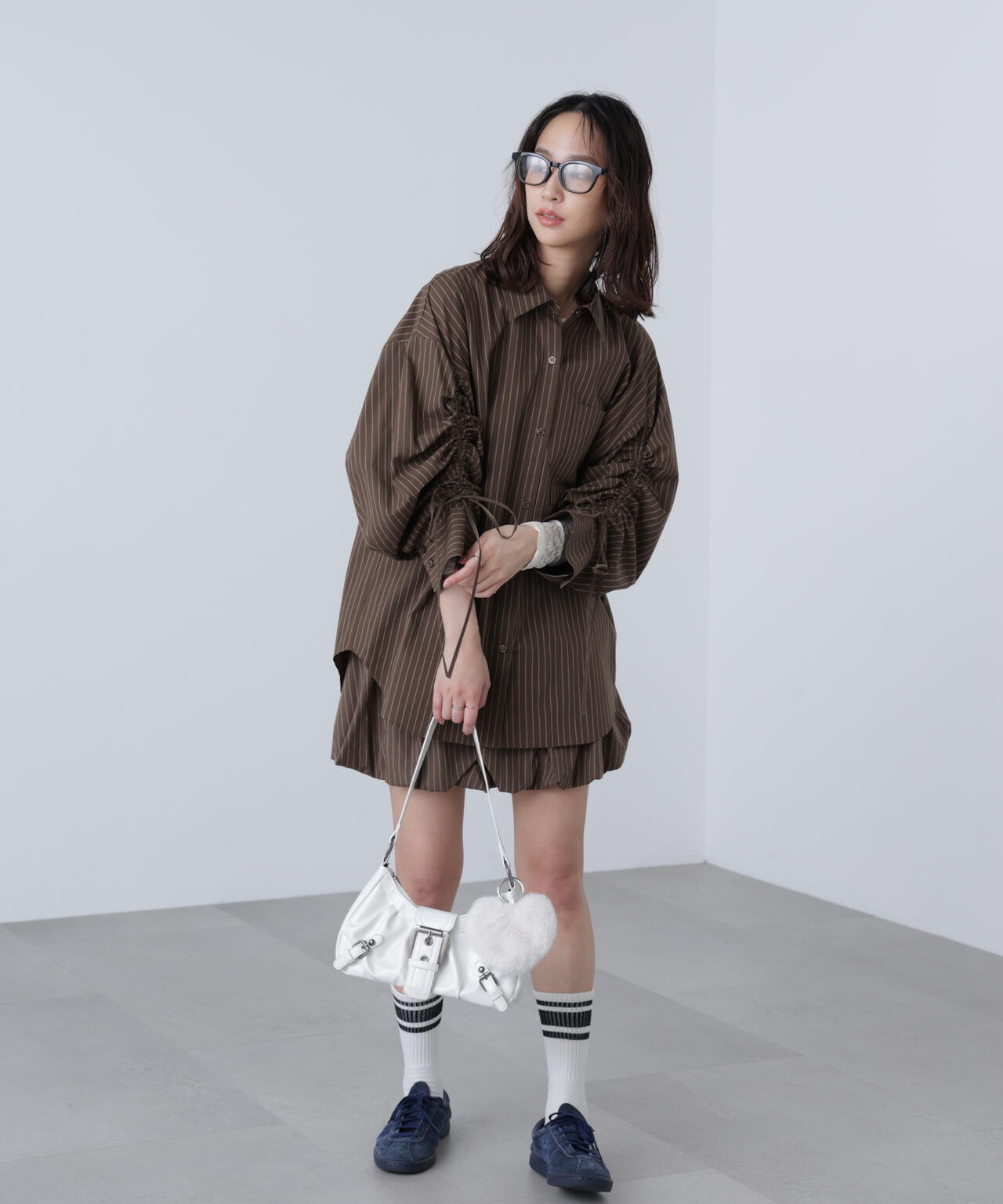 袖シャーリングオーバーシャツ