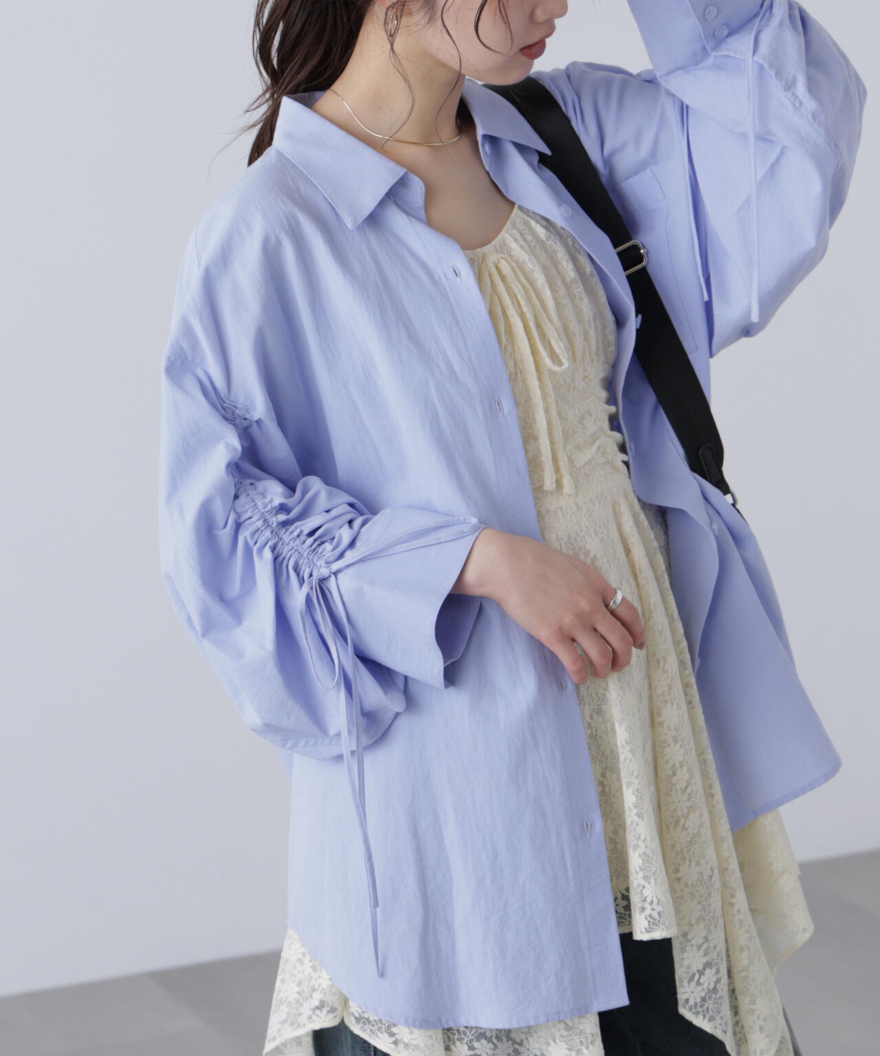 袖シャーリングオーバーシャツ