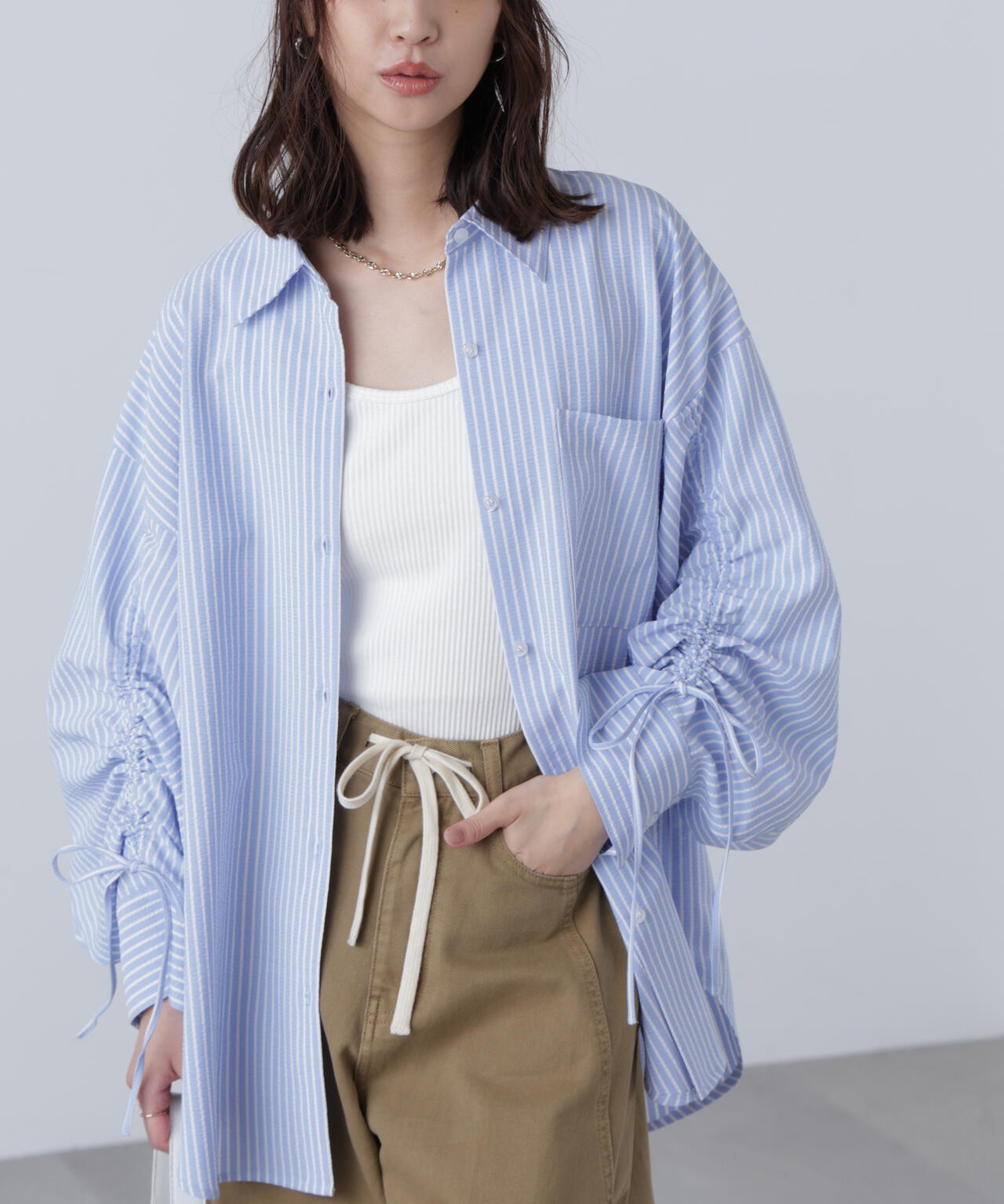 袖シャーリングオーバーシャツ