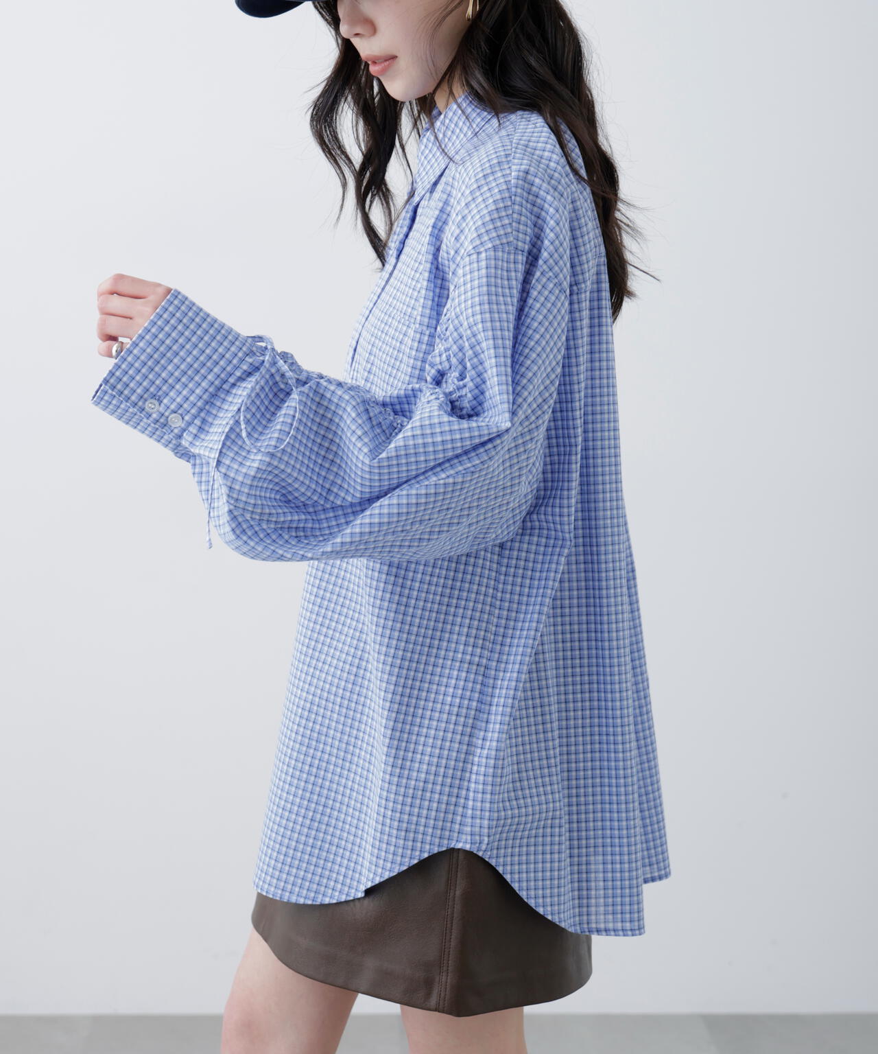 袖シャーリングオーバーシャツ