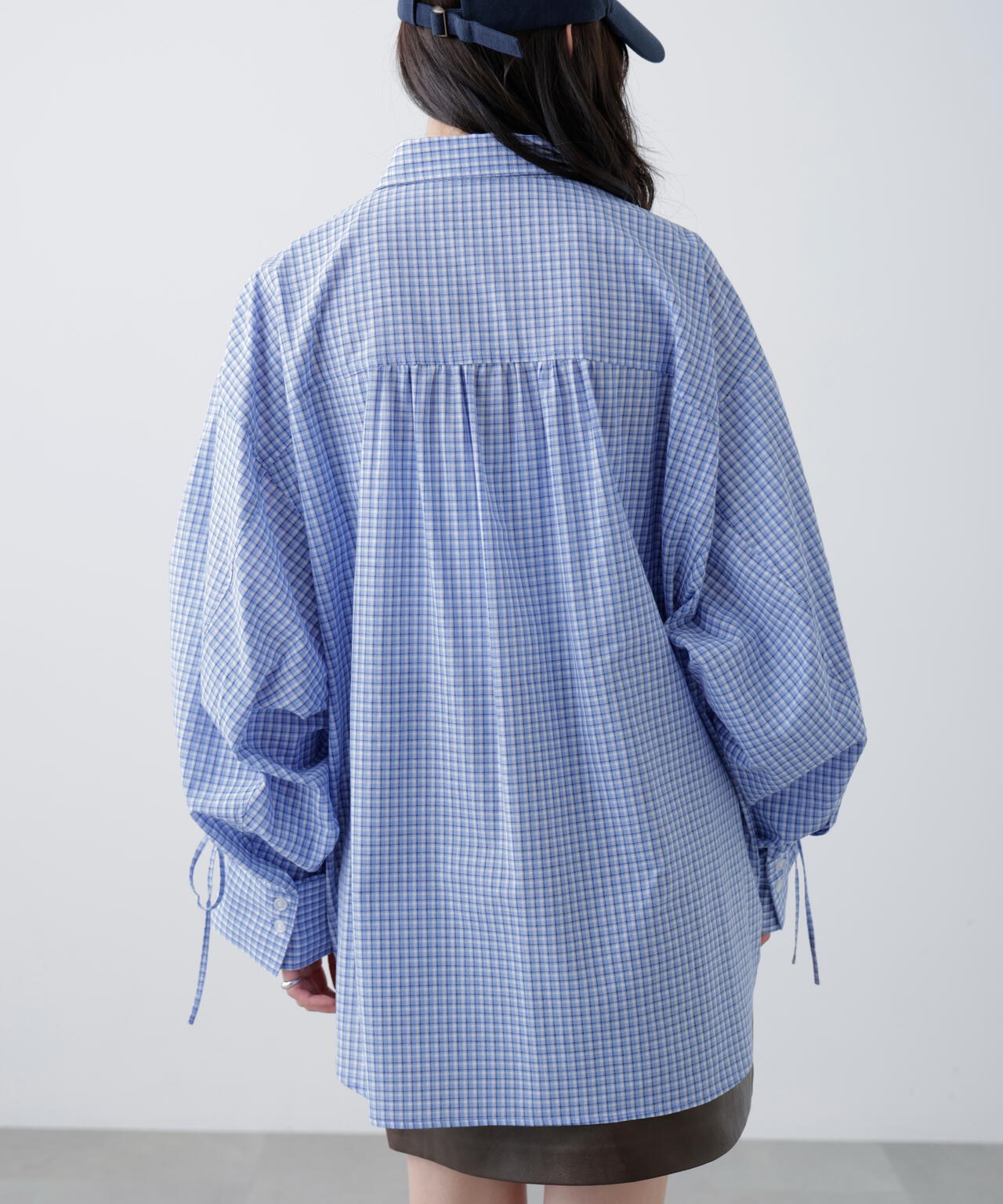 袖シャーリングオーバーシャツ