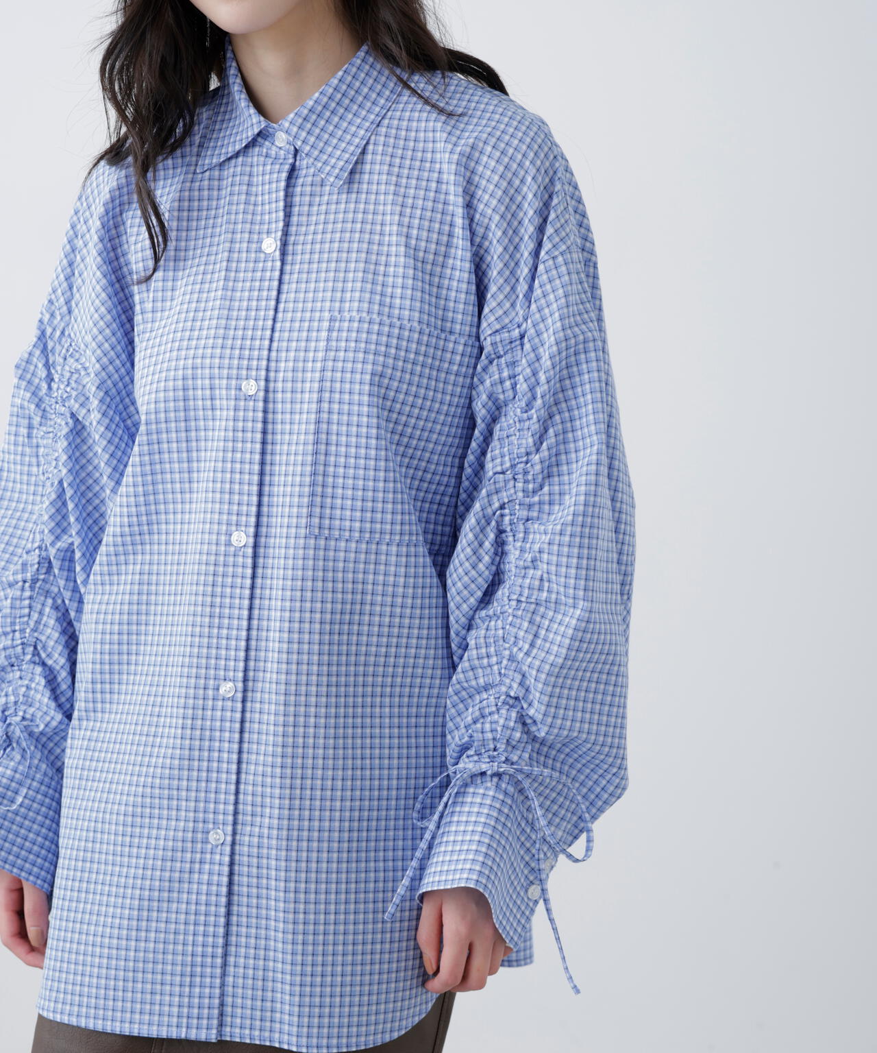 袖シャーリングオーバーシャツ