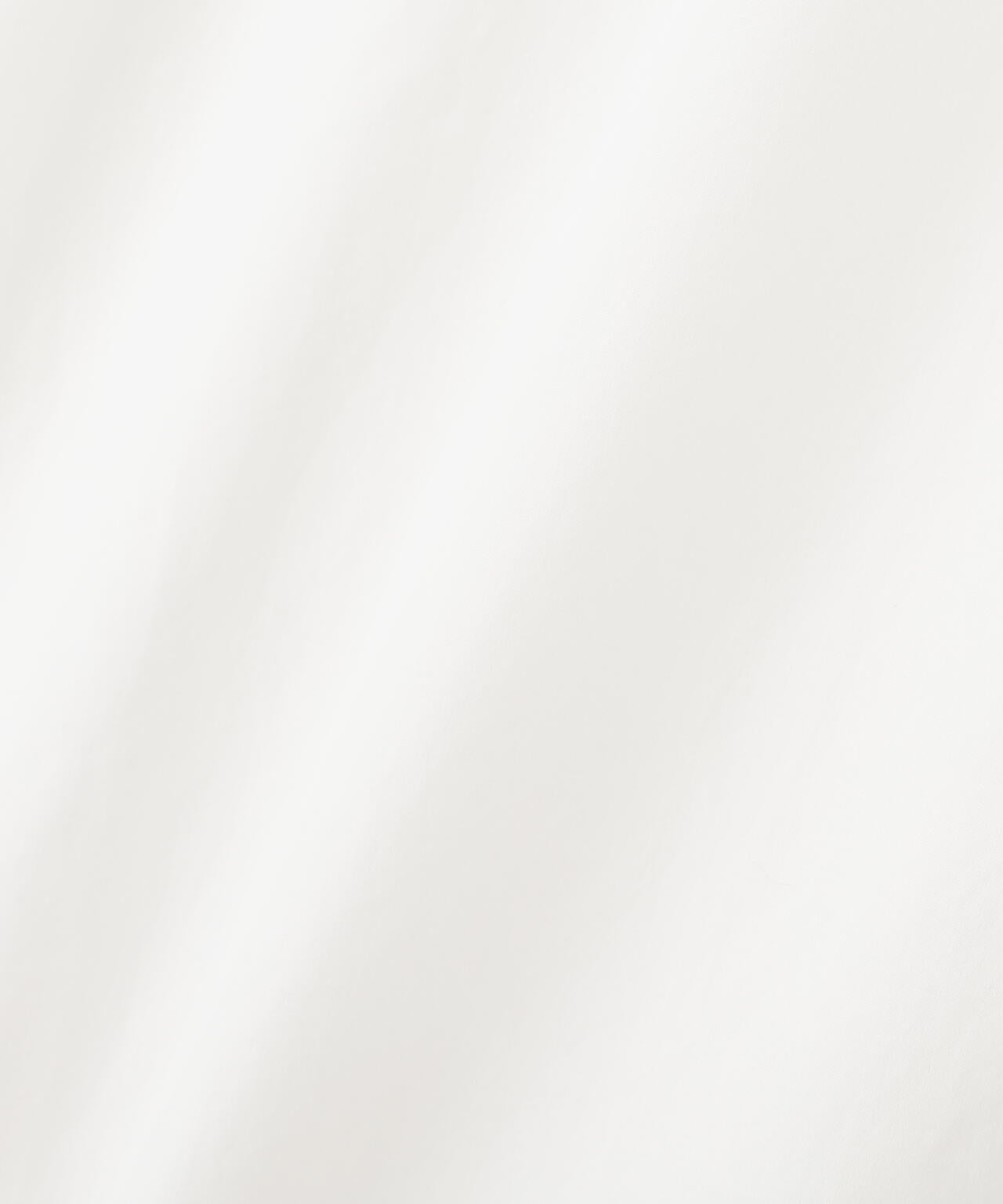 ボウタイ付きブラウス