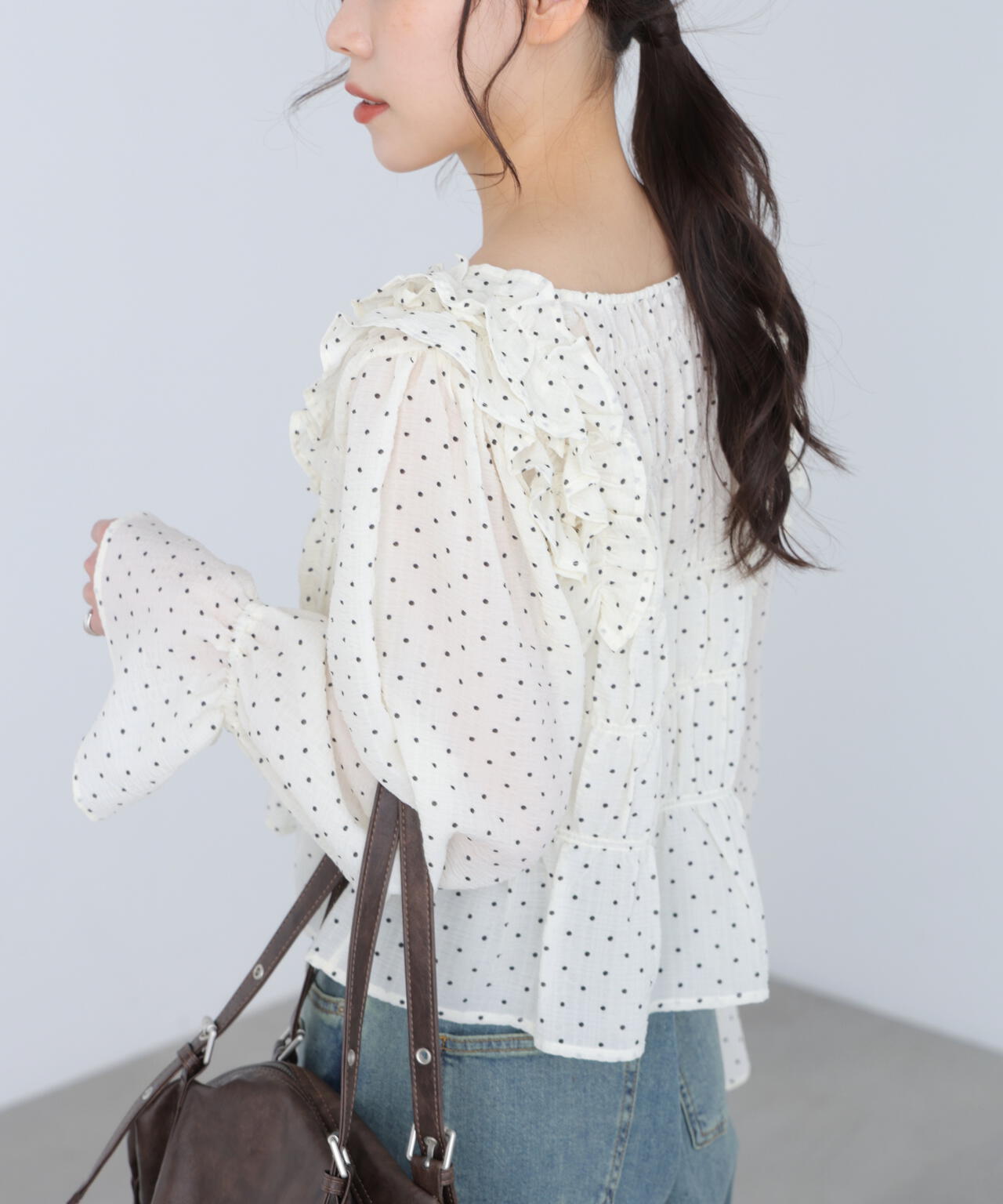 【一部追加生産予約】アソート前後2wayフリルブラウス