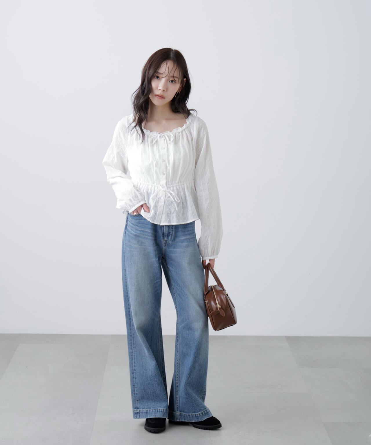 コットンレースペプラムブラウス