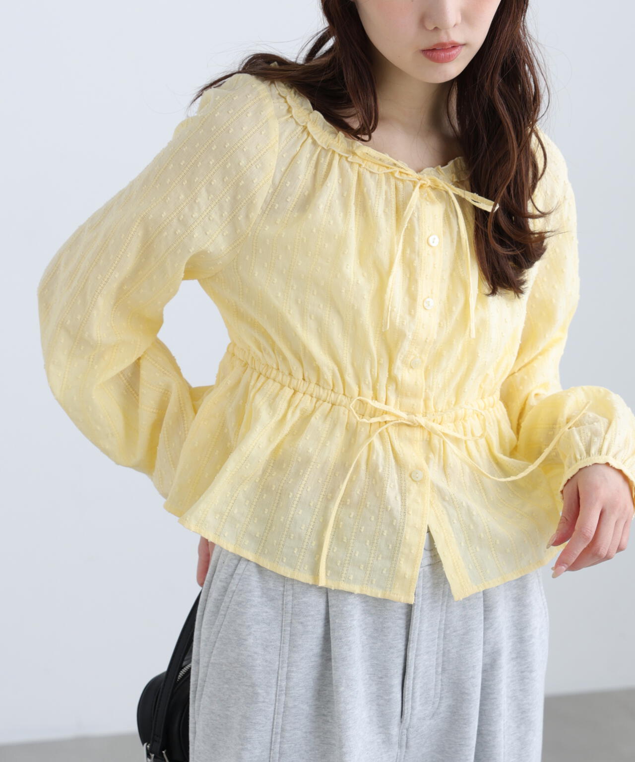 コットンレースペプラムブラウス