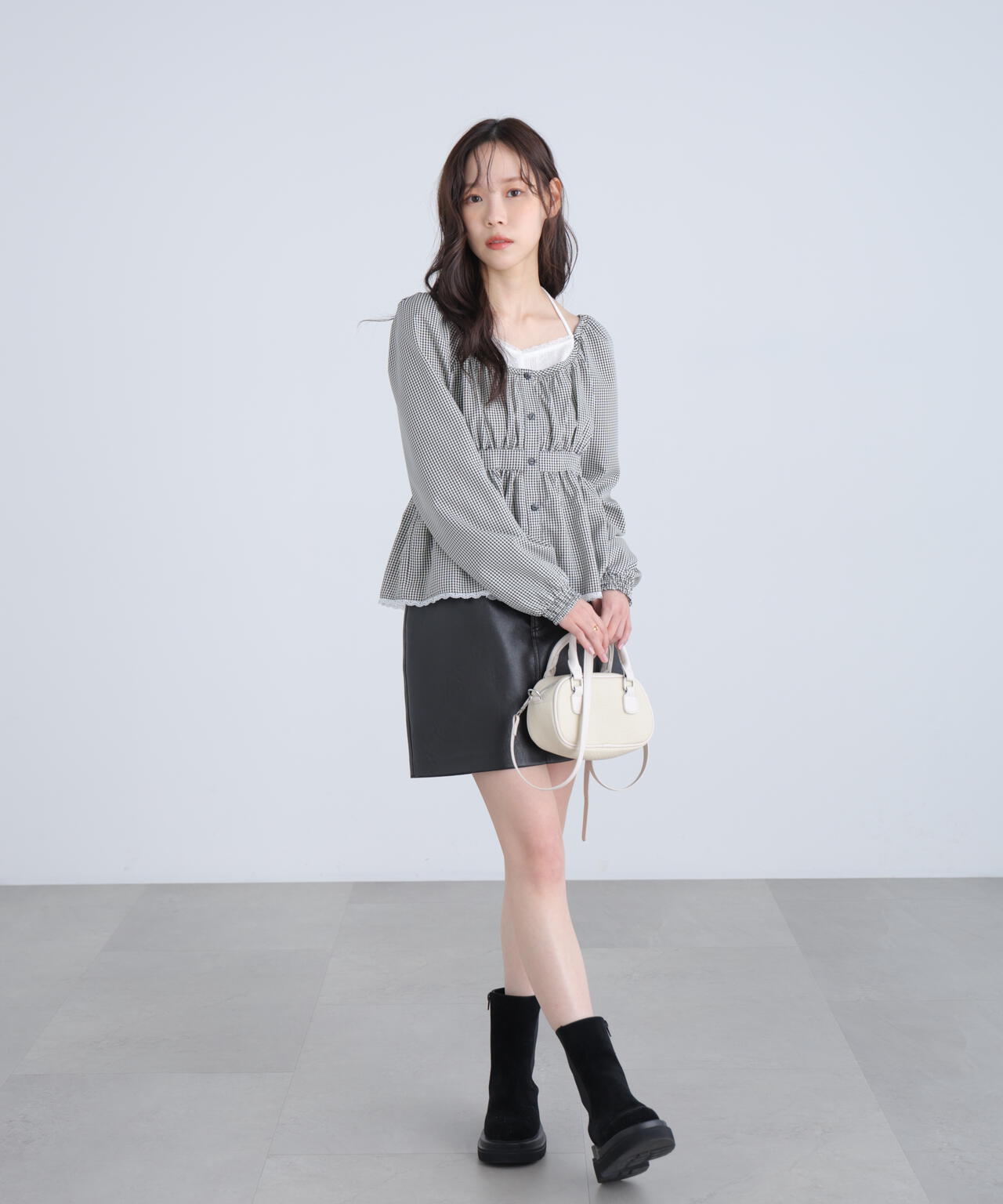レイヤード風ギンガムチェックペプラムブラウス