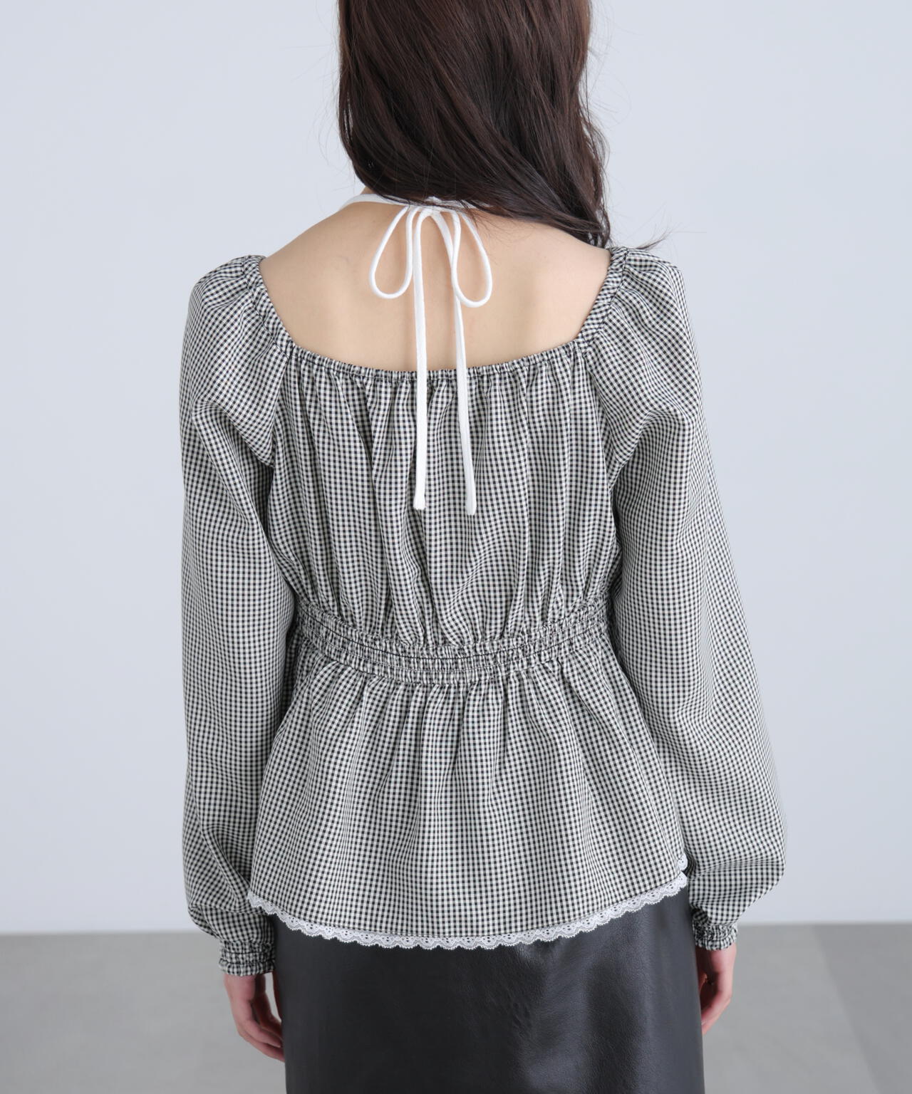 レイヤード風ギンガムチェックペプラムブラウス