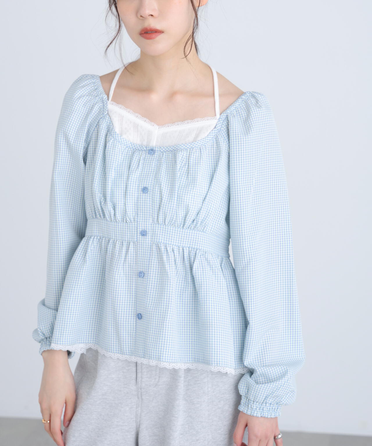 レイヤード風ギンガムチェックペプラムブラウス