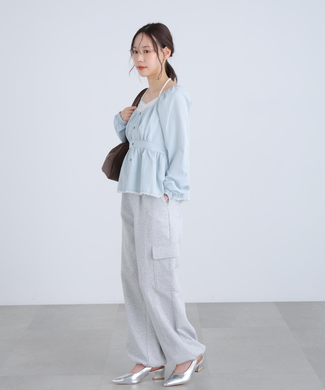 レイヤード風ギンガムチェックペプラムブラウス