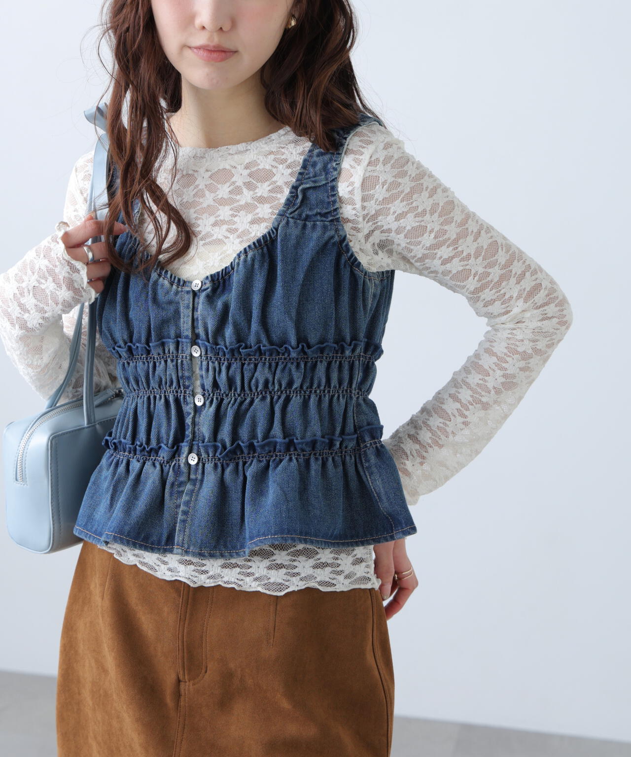 シャーリングデニムビスチェ