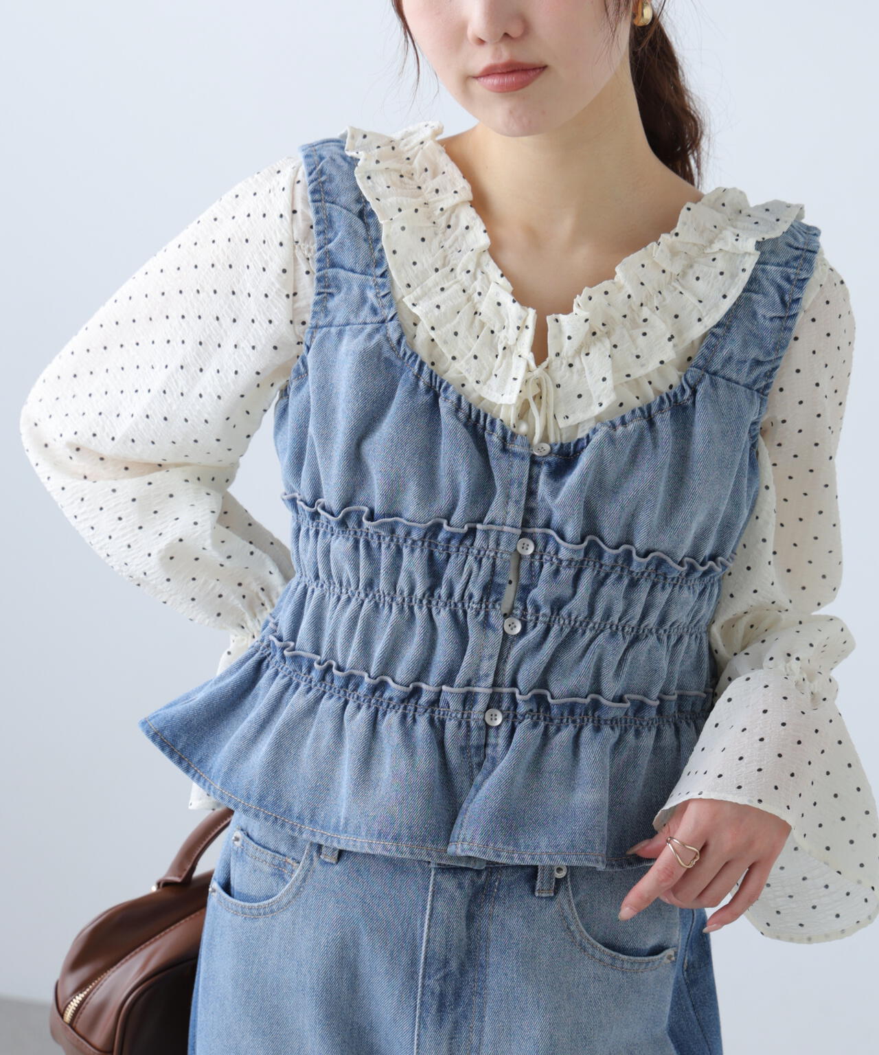 シャーリングデニムビスチェ