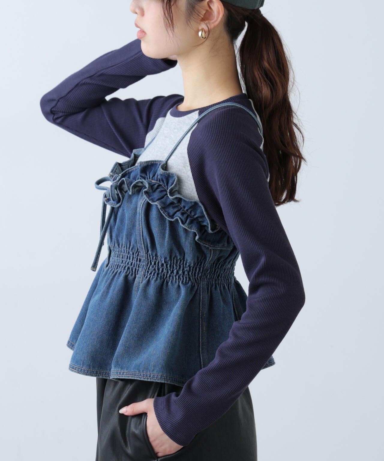 フリルデニムビスチェ