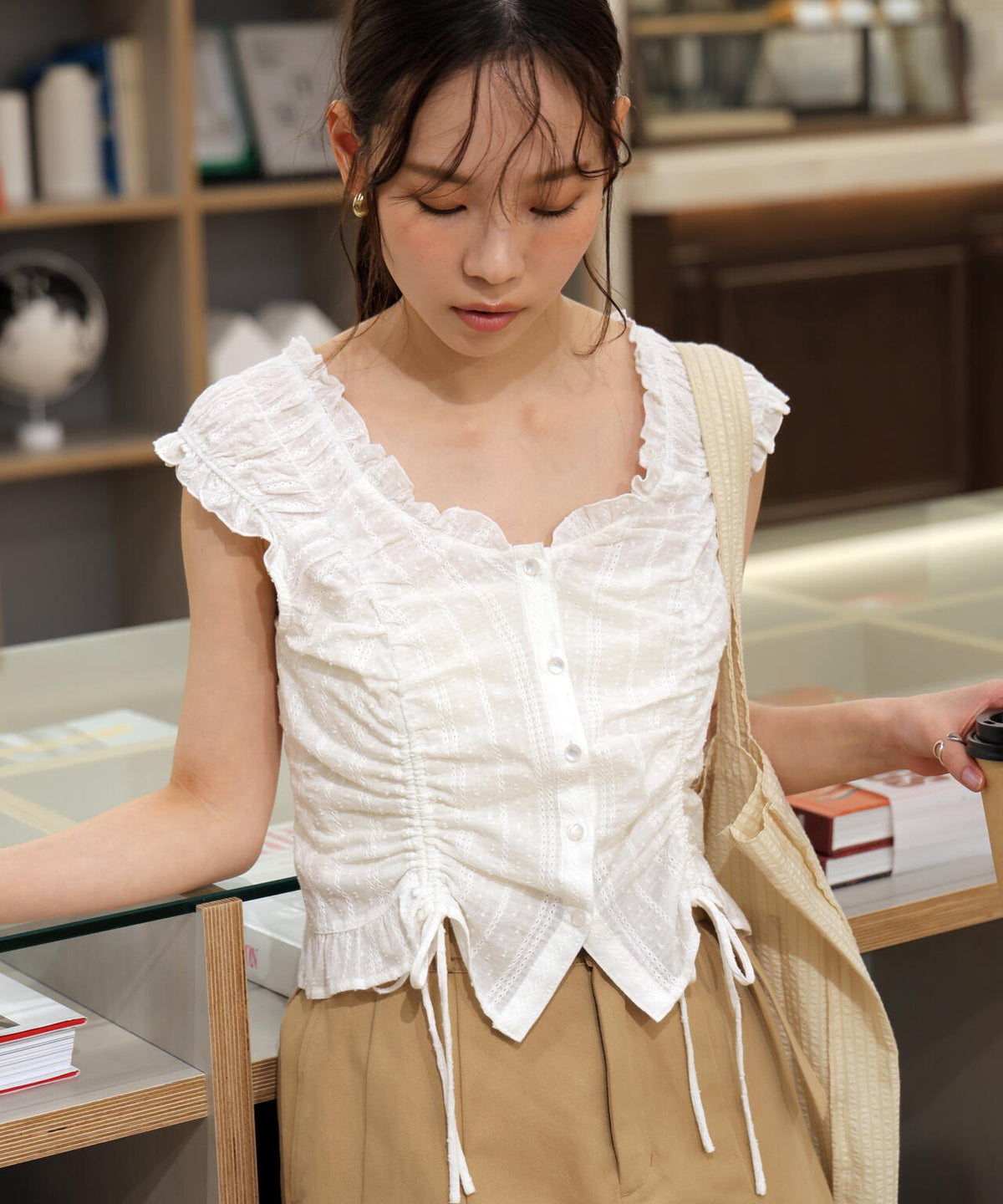 164cm 着用サイズ:FR