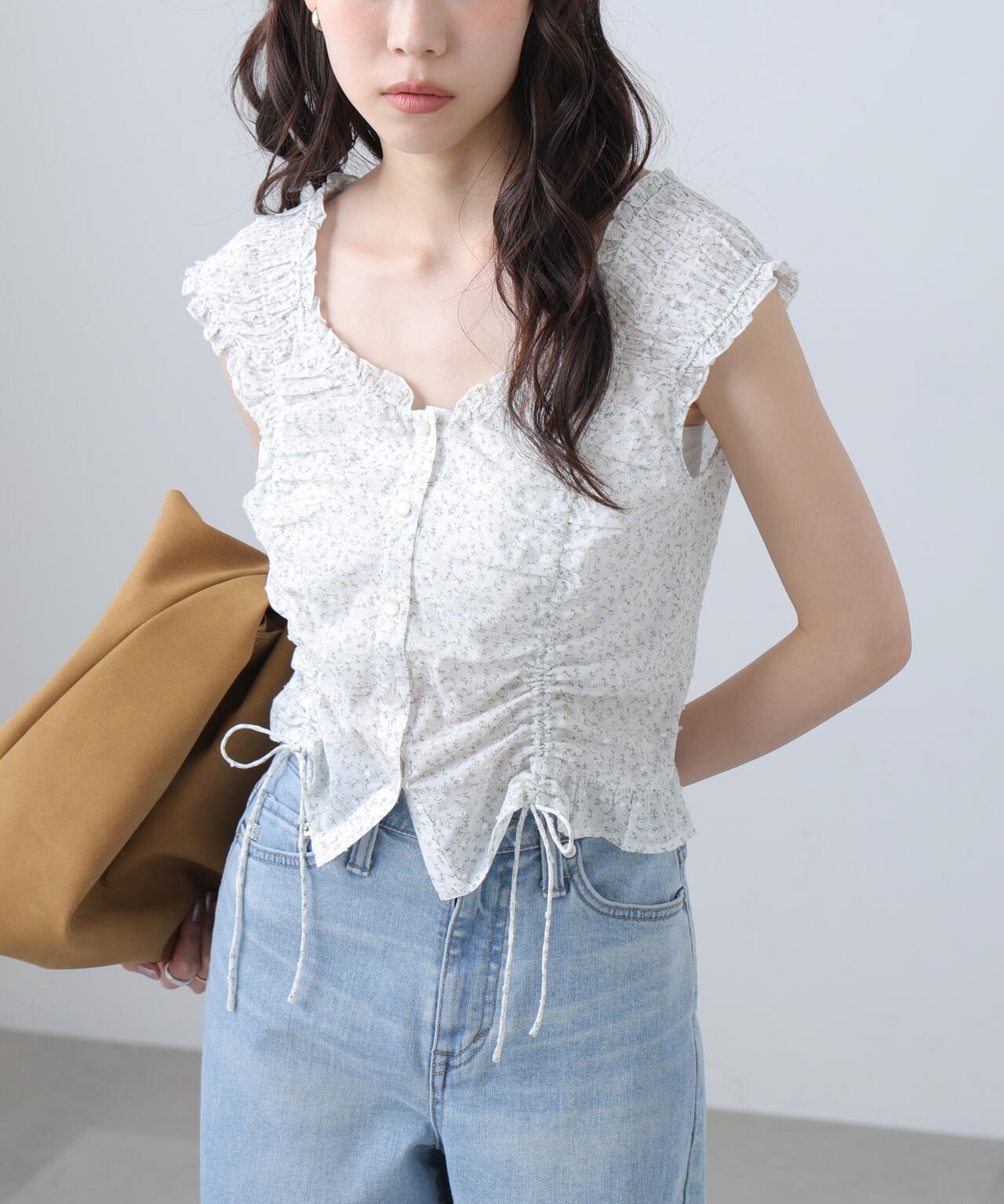 164cm 着用サイズ:FR