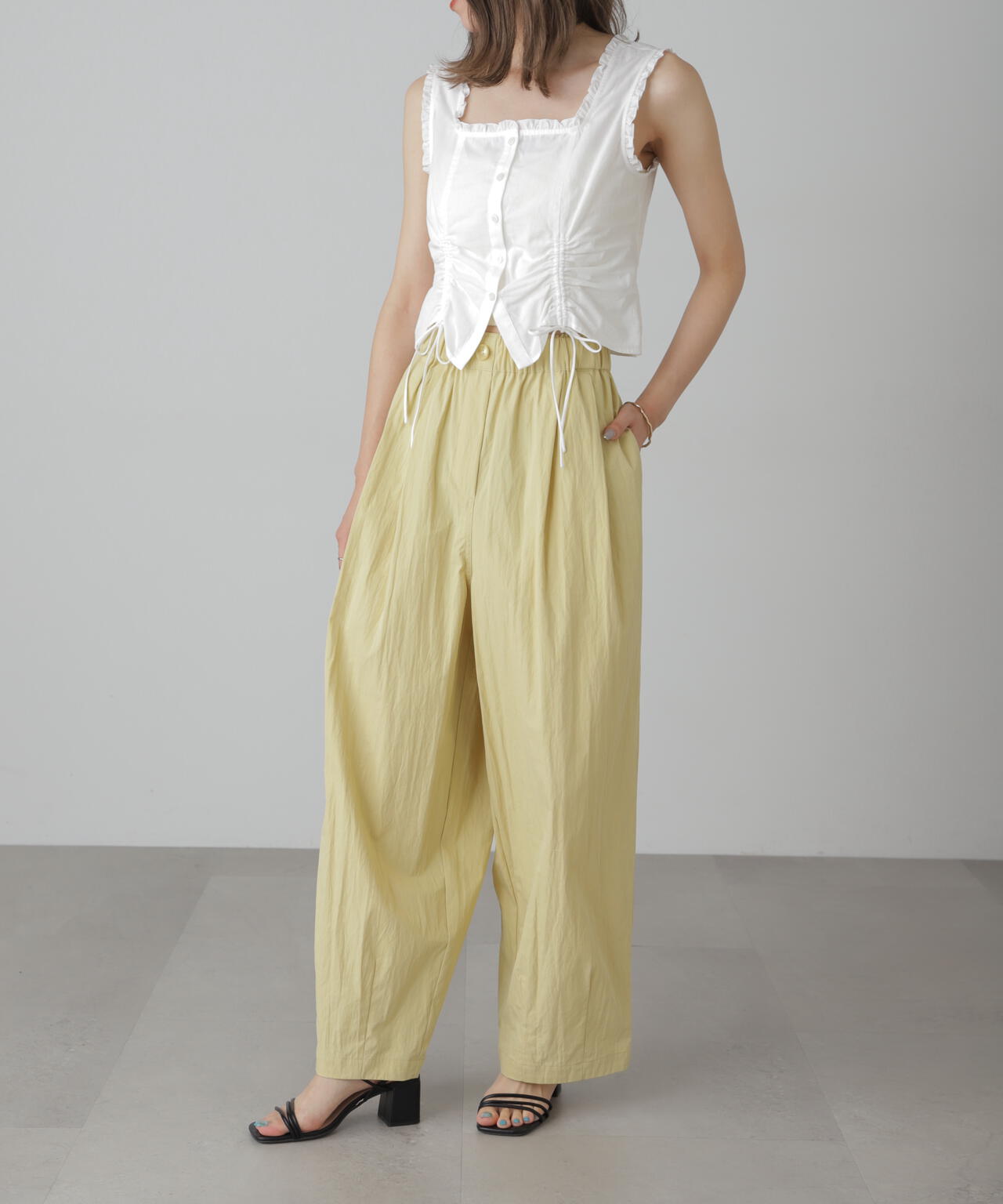 164cm 着用サイズ:FR