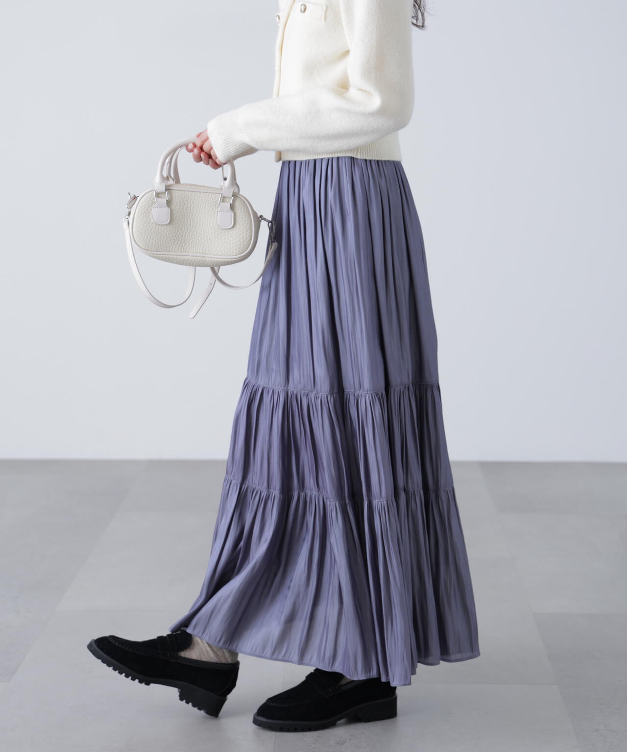 シャイニーティアードスカート