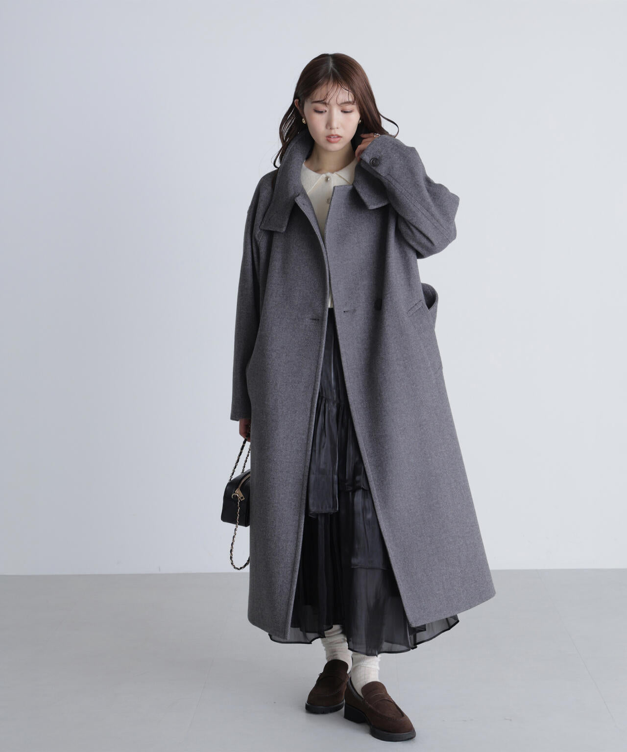 シャイニーフリルティアードスカート