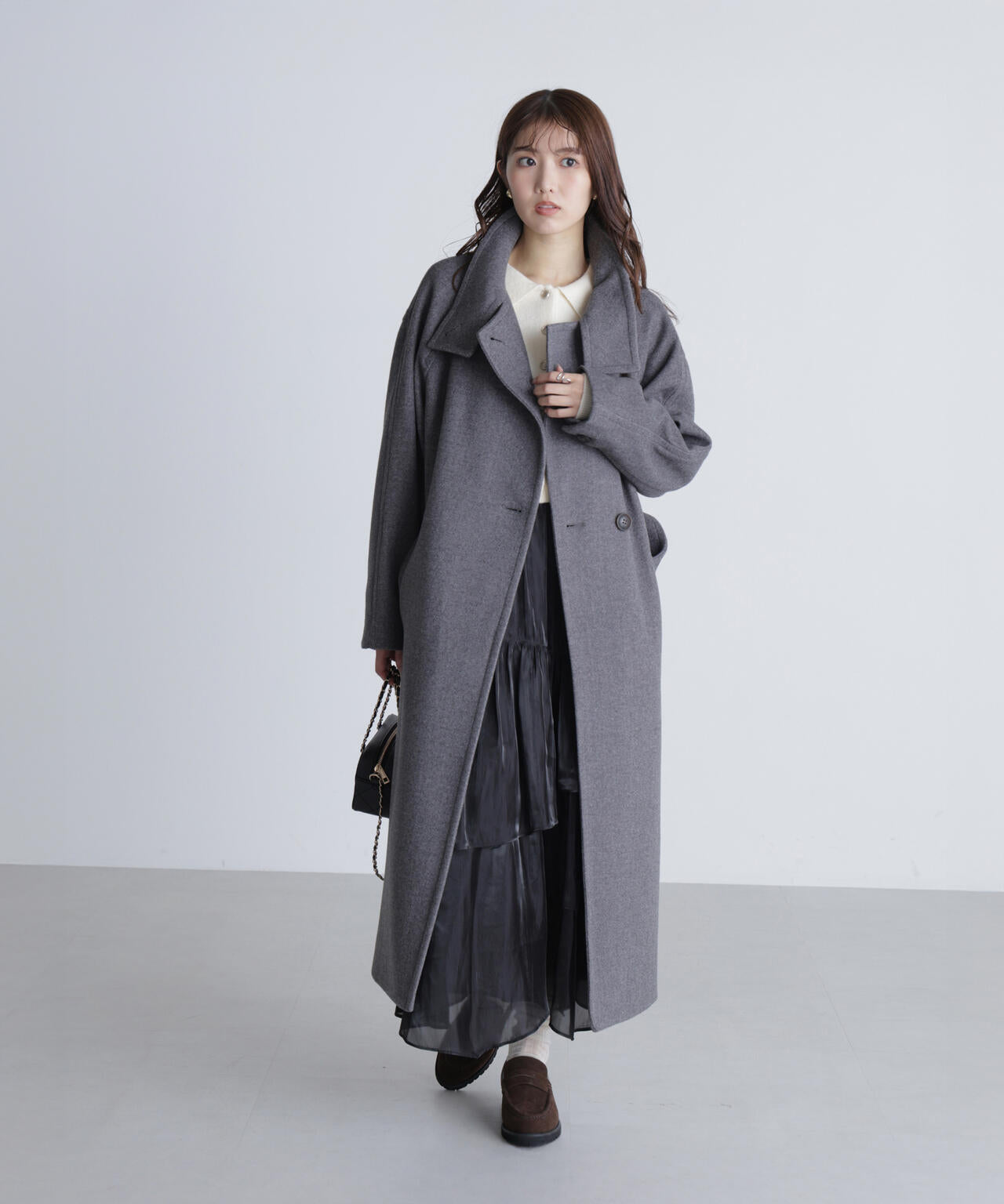 シャイニーフリルティアードスカート