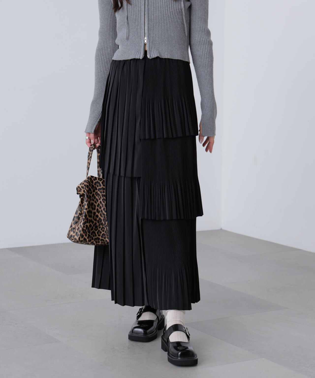 ランダムプリーツティアードスカート