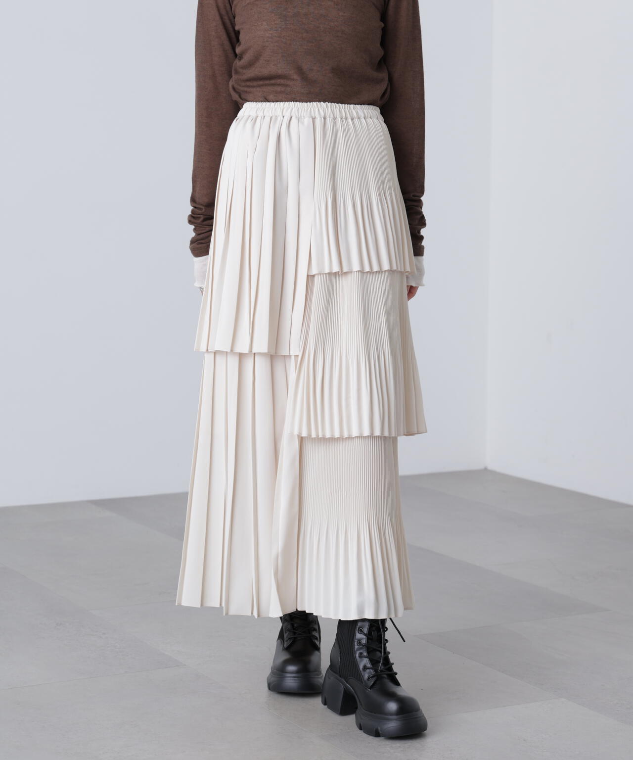 ランダムプリーツティアードスカート