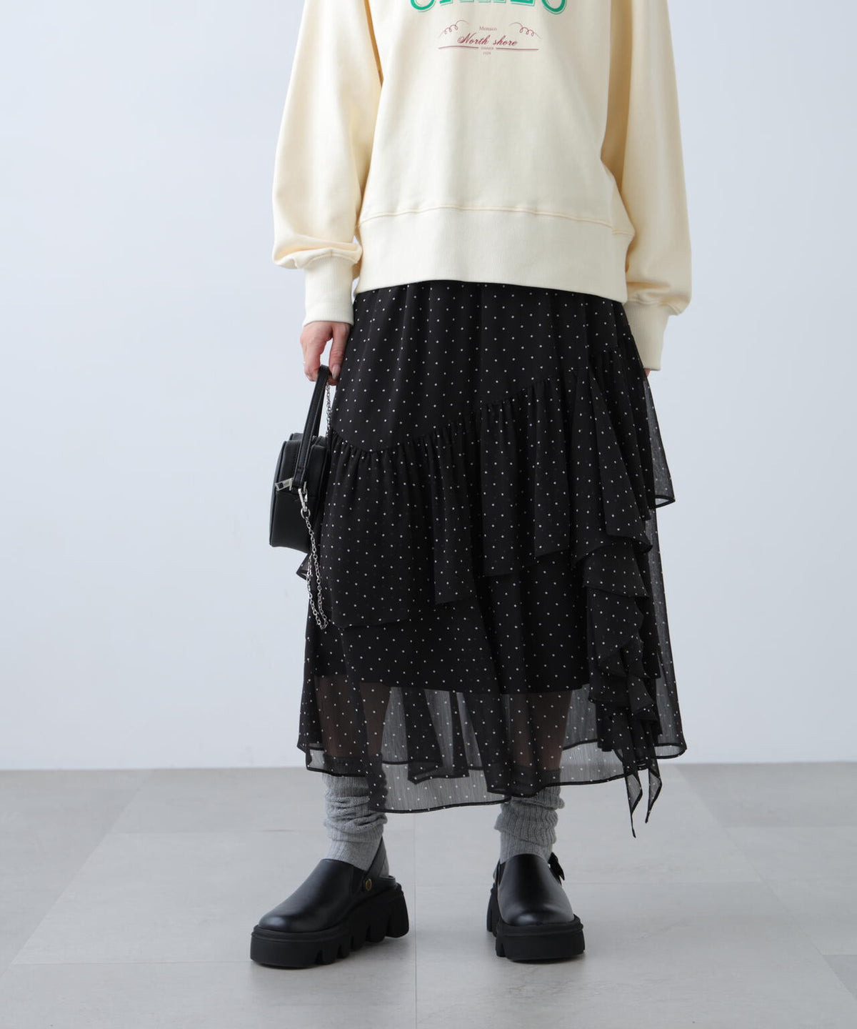アソートイレヘムフリルスカート
