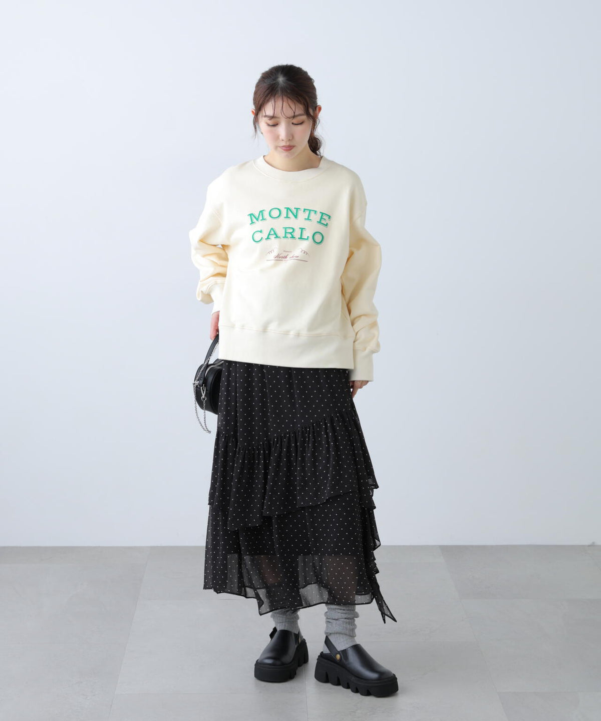 アソートイレヘムフリルスカート
