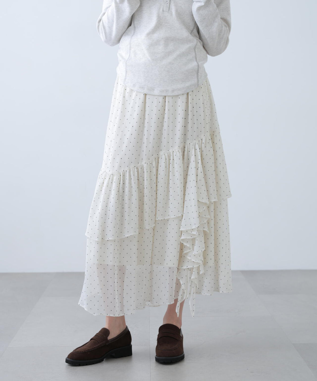 アソートイレヘムフリルスカート