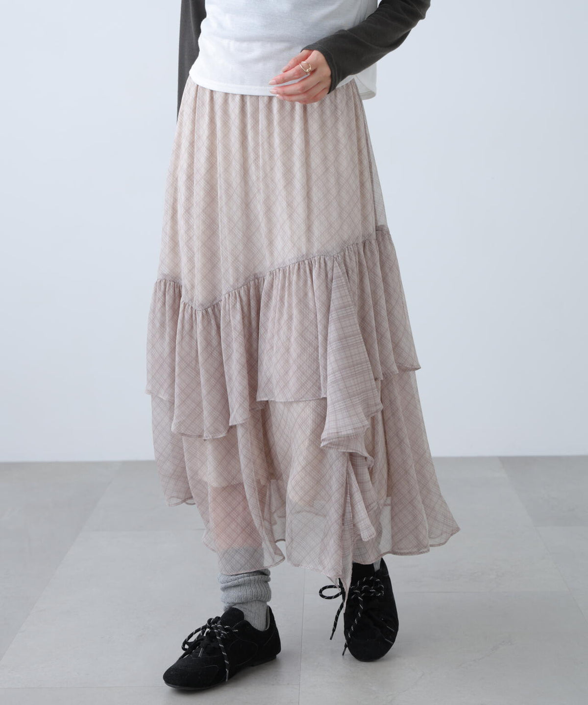 アソートイレヘムフリルスカート