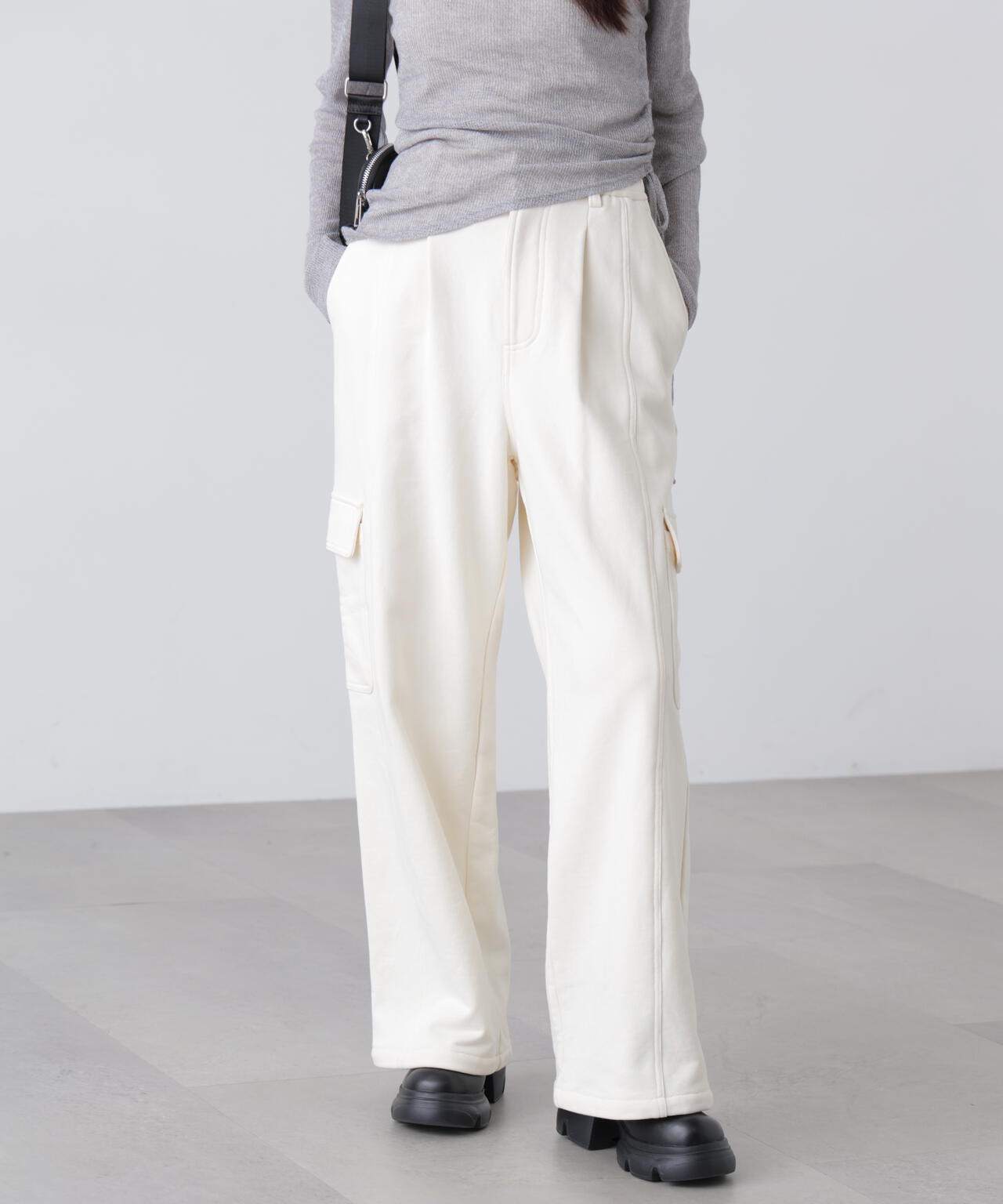 裏毛カーゴパンツ