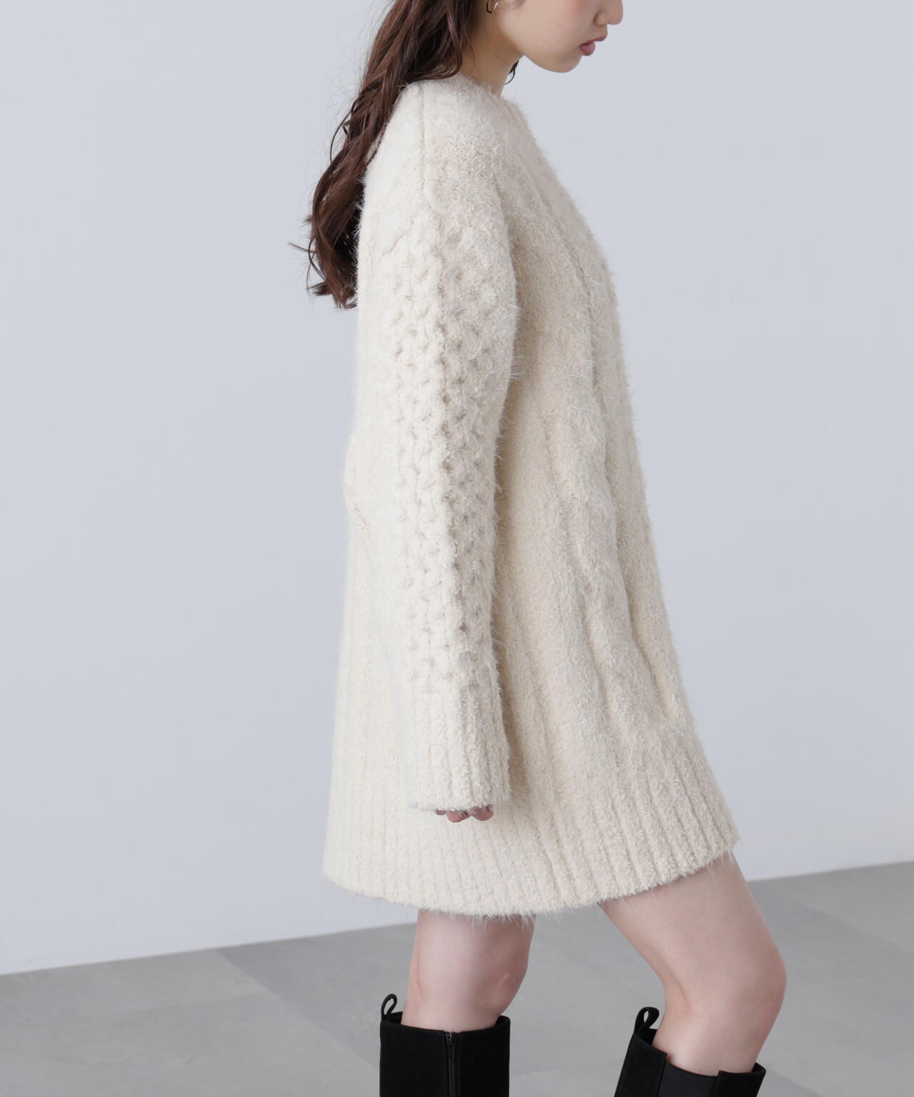 テディヤーンケーブル編みミニワンピース