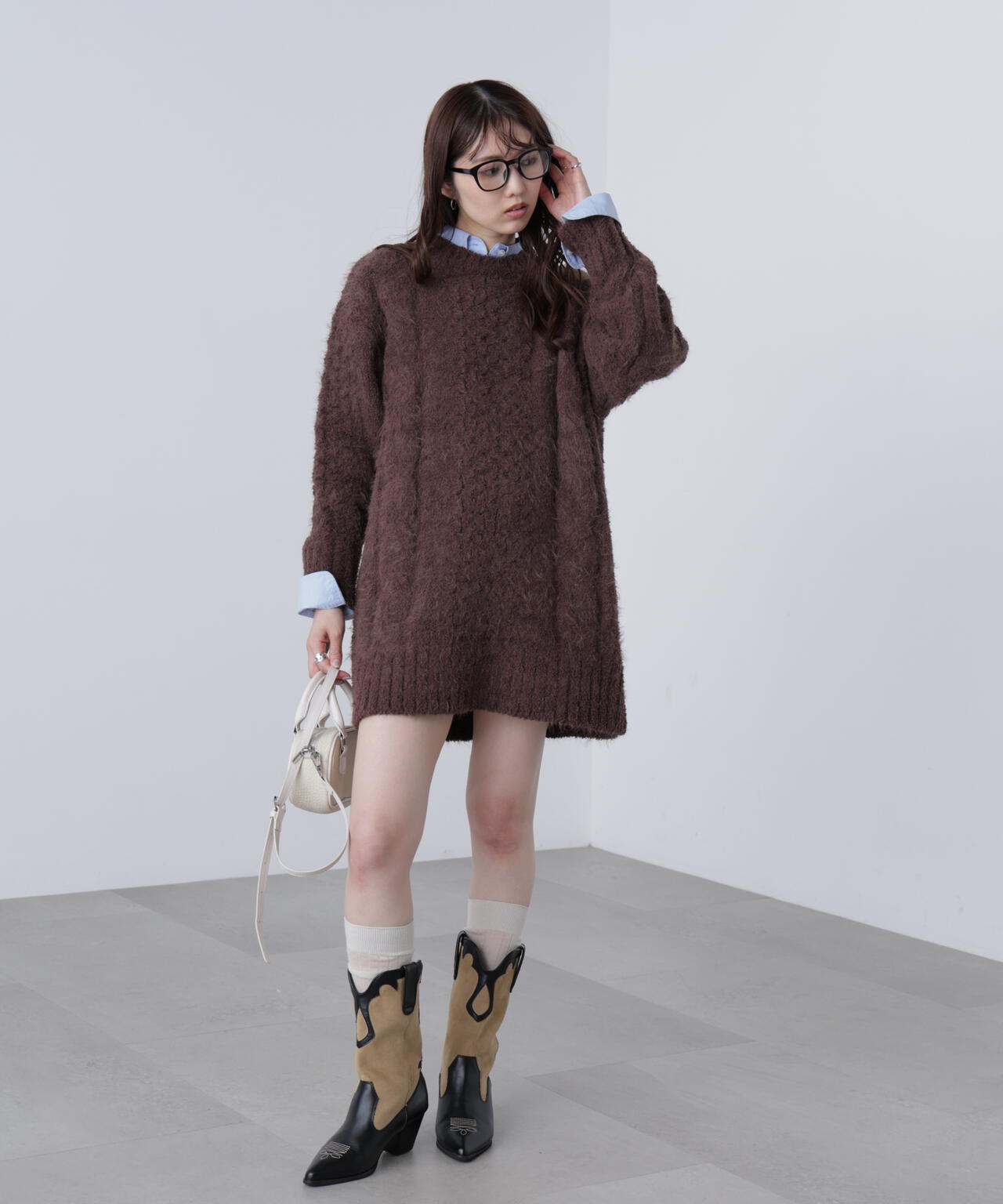 テディヤーンケーブル編みミニワンピース